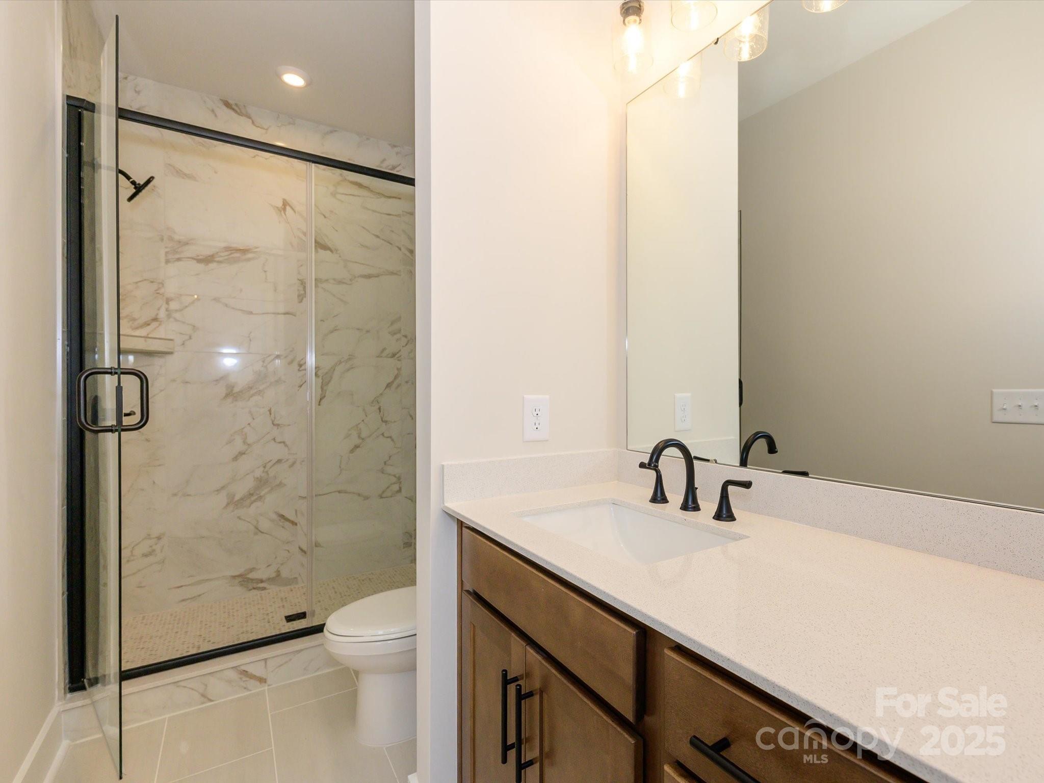 6009 Pivot Court Property Photo 10