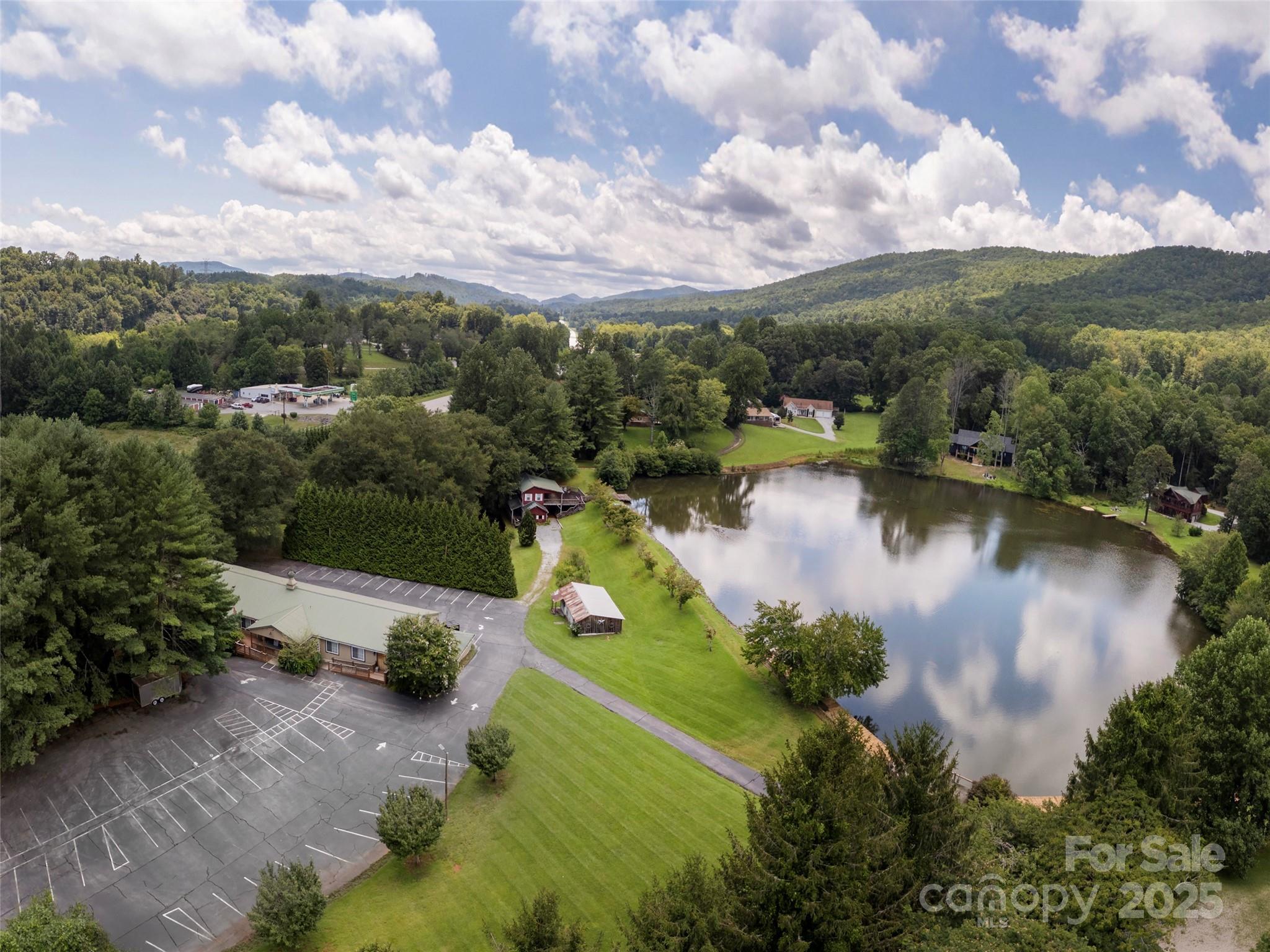 8826 Boylston Highway Property Photo 2