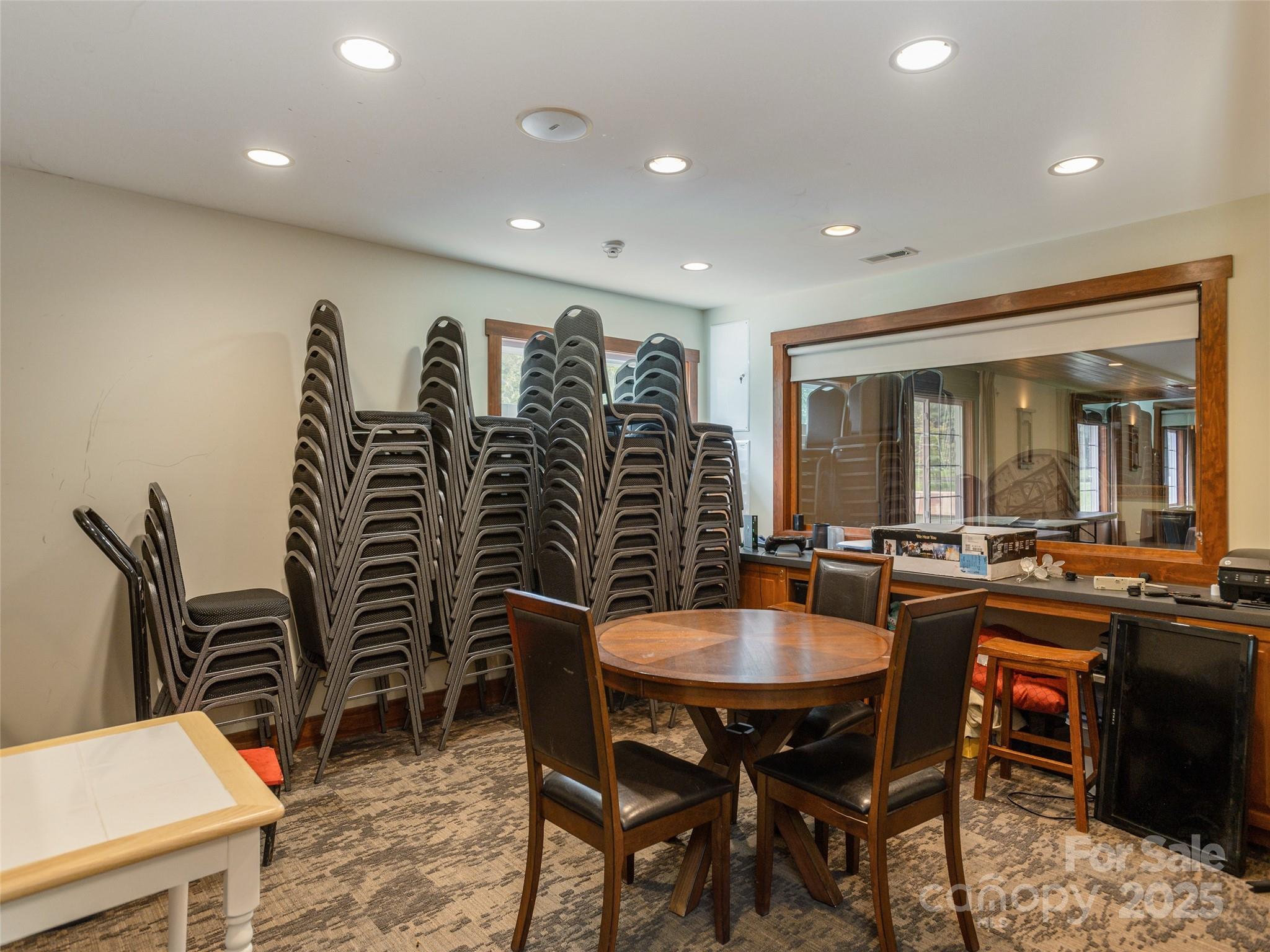 8826 Boylston Highway Property Photo 14