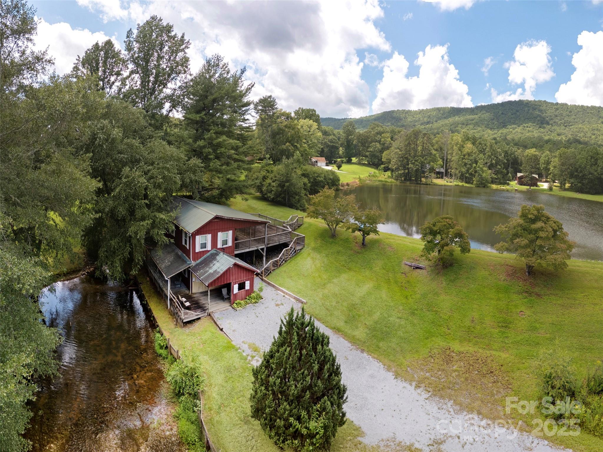 8826 Boylston Highway Property Photo 22