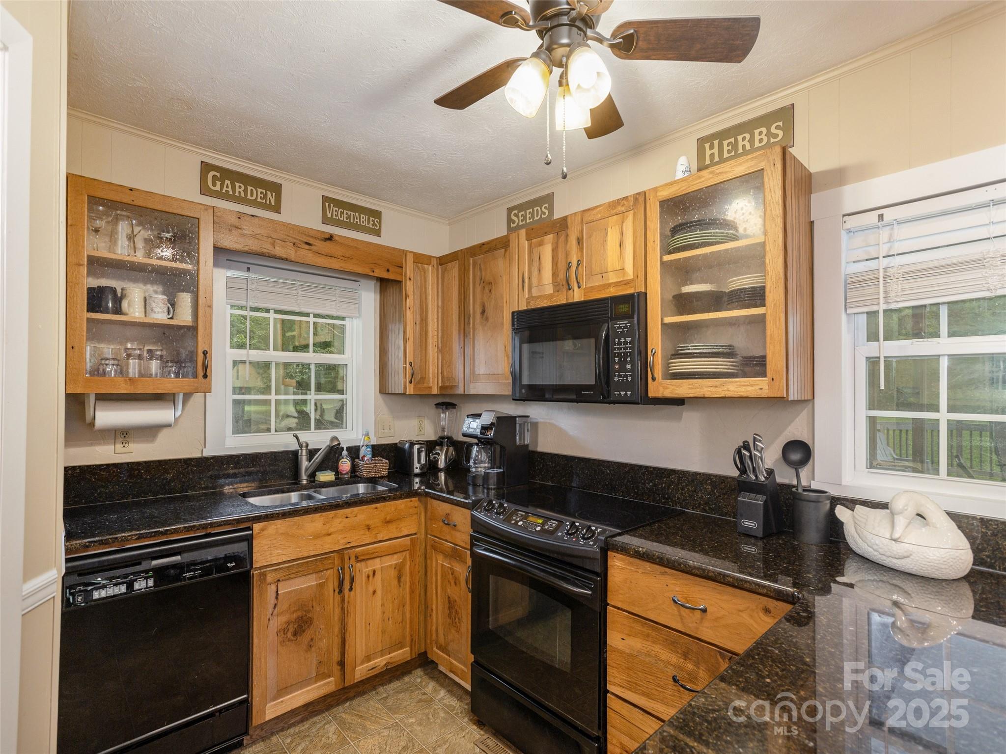 8826 Boylston Highway Property Photo 30