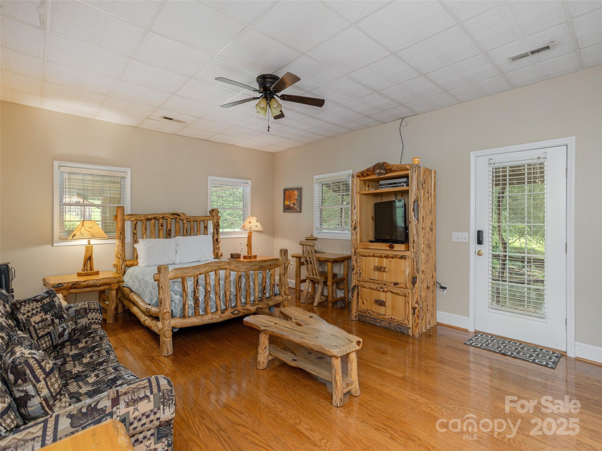 8826 Boylston Highway Property Photo 33