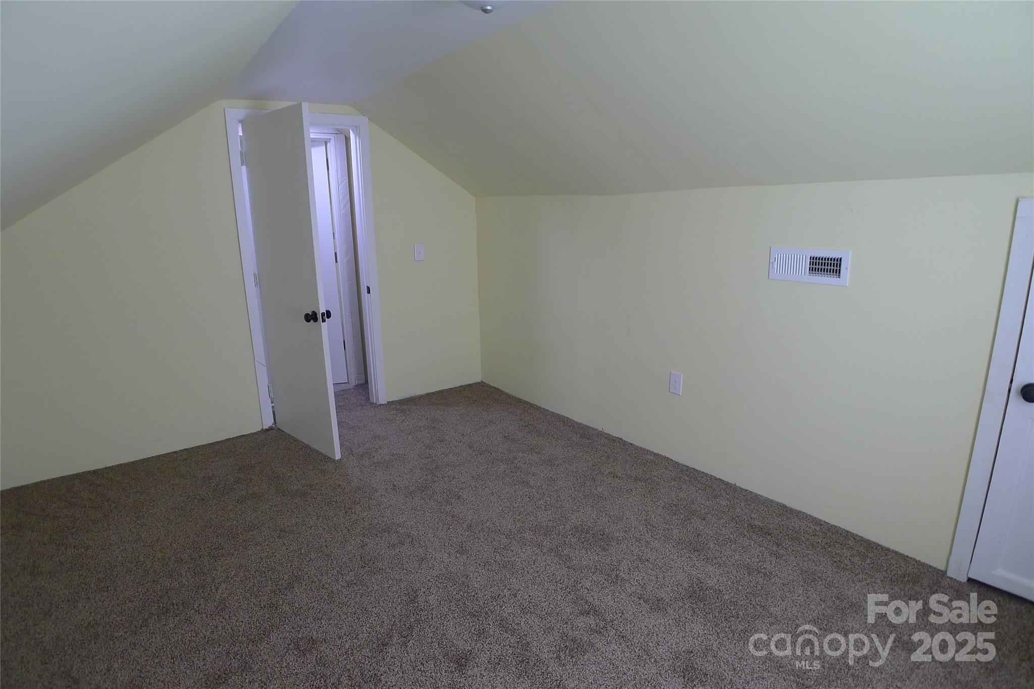 816 Olympia Street 292 Property Photo 25