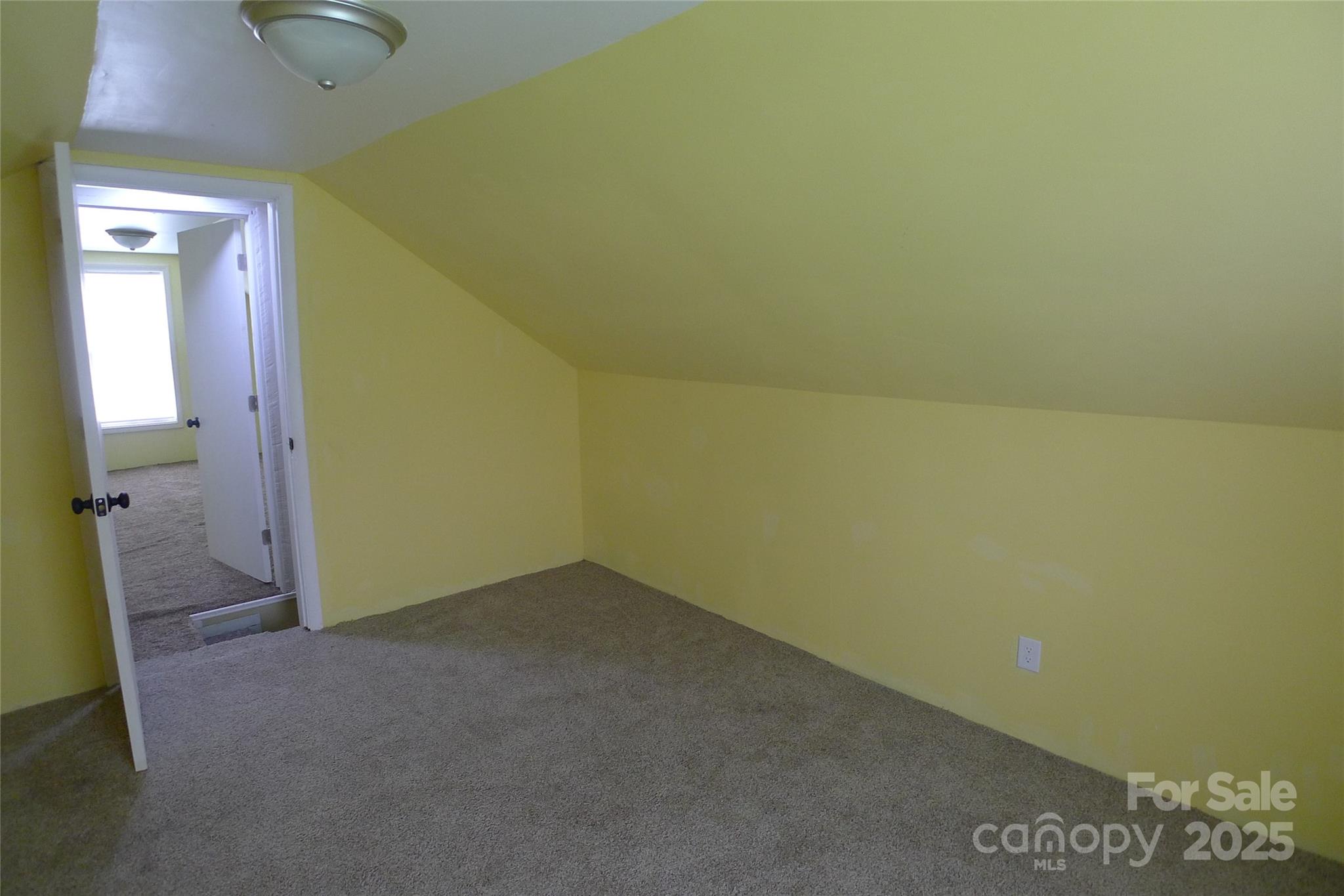 816 Olympia Street 292 Property Photo 27