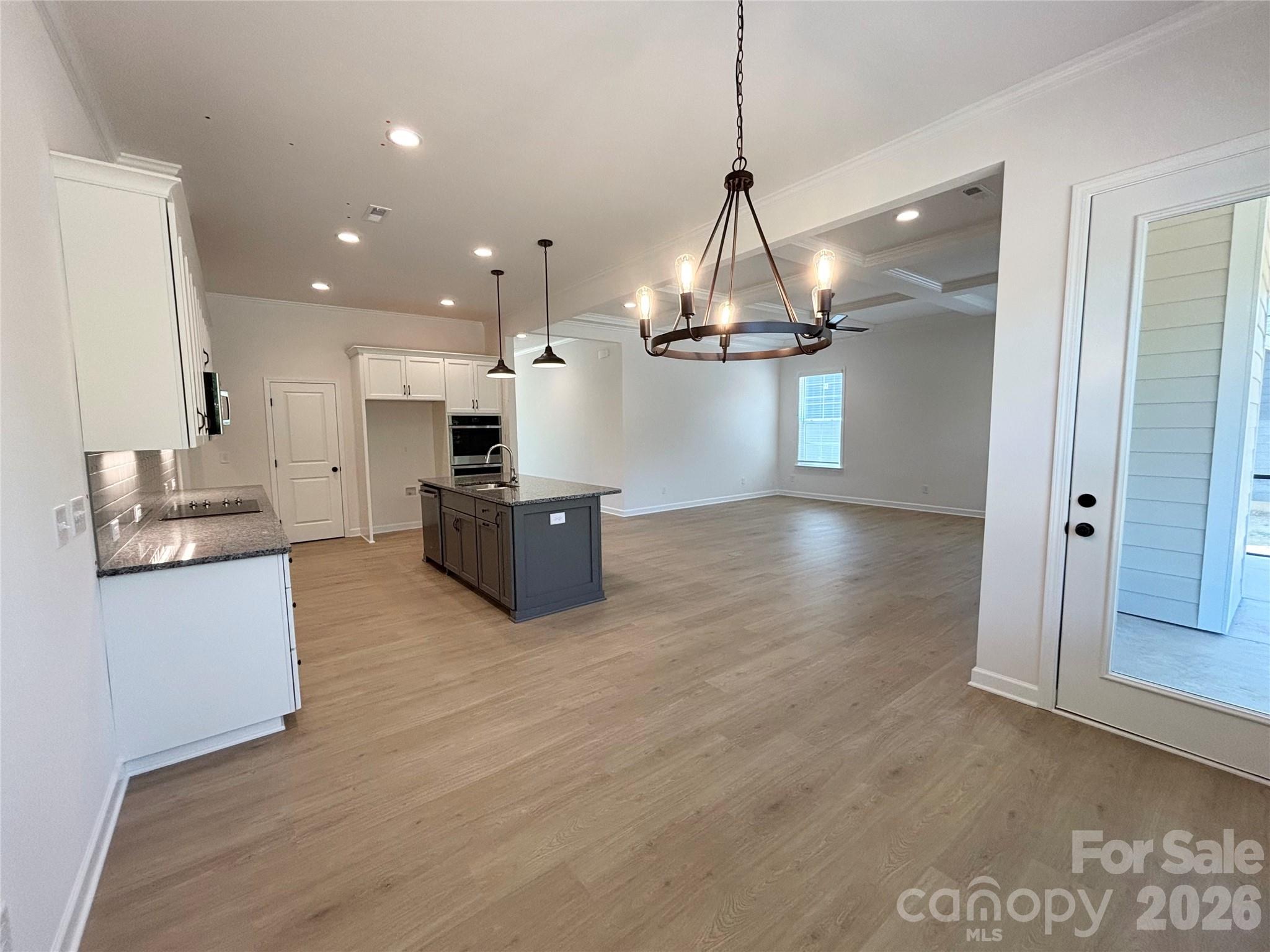 6853 Glen Abbey Lane 8 Property Photo 10