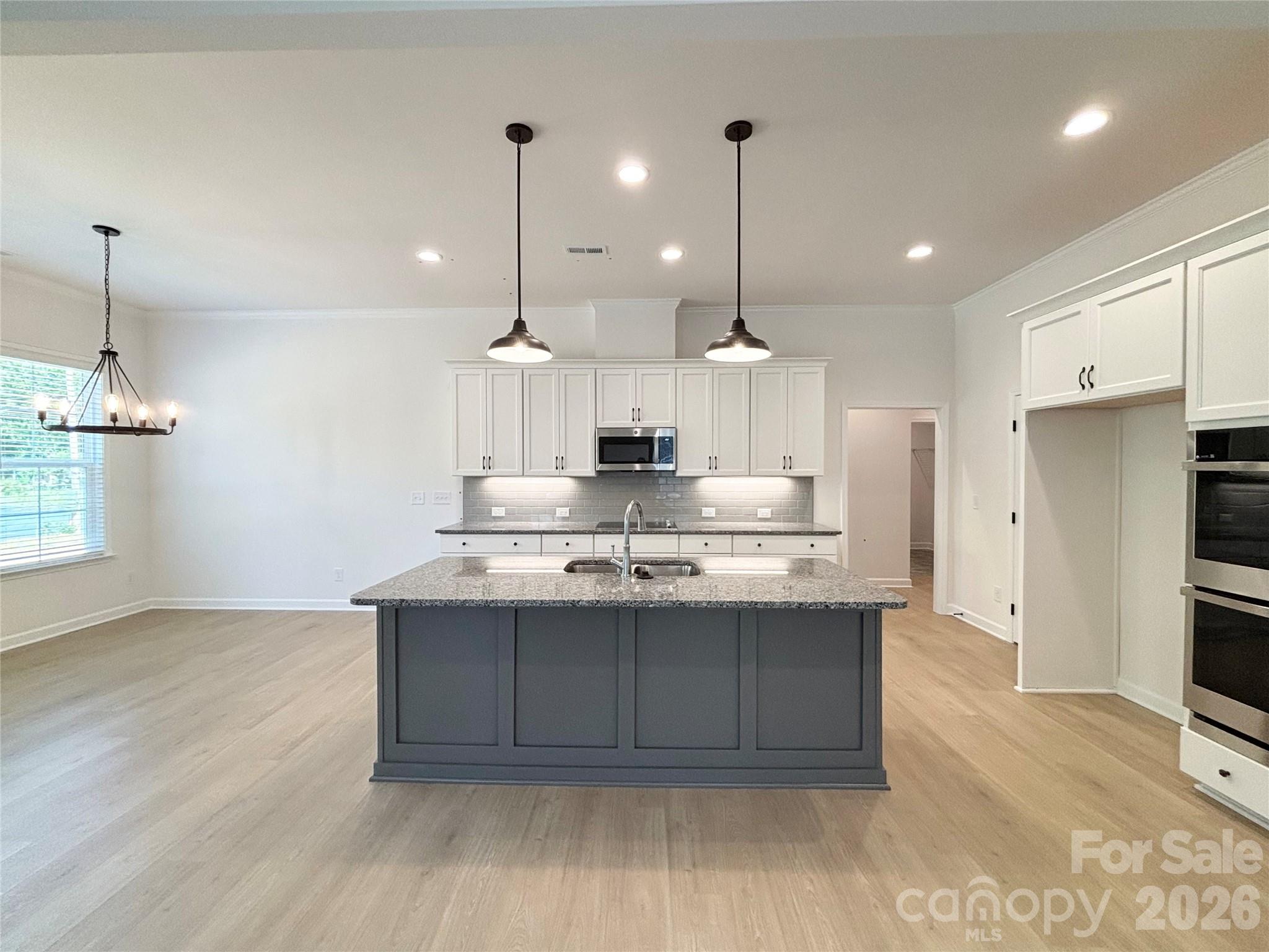 6853 Glen Abbey Lane 8 Property Photo 14