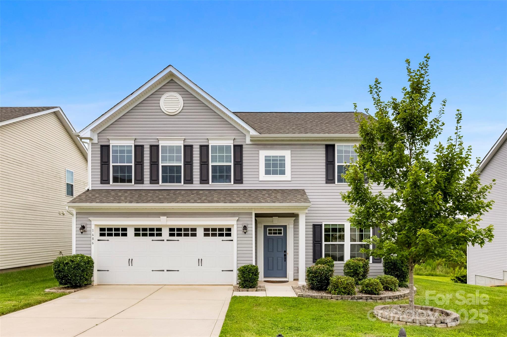 1686 Scarbrough Circle 585 Property Photo 1