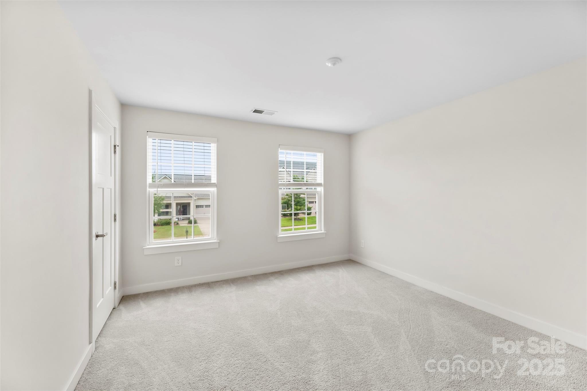 1686 Scarbrough Circle 585 Property Photo 34