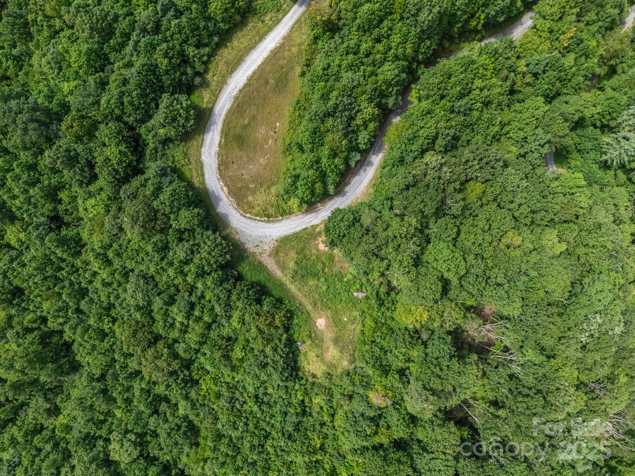 000 Climbing Road Property Photo 7
