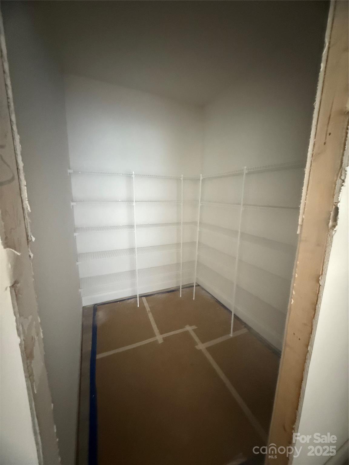 3953 Port Richmond Avenue 16 Property Photo 8