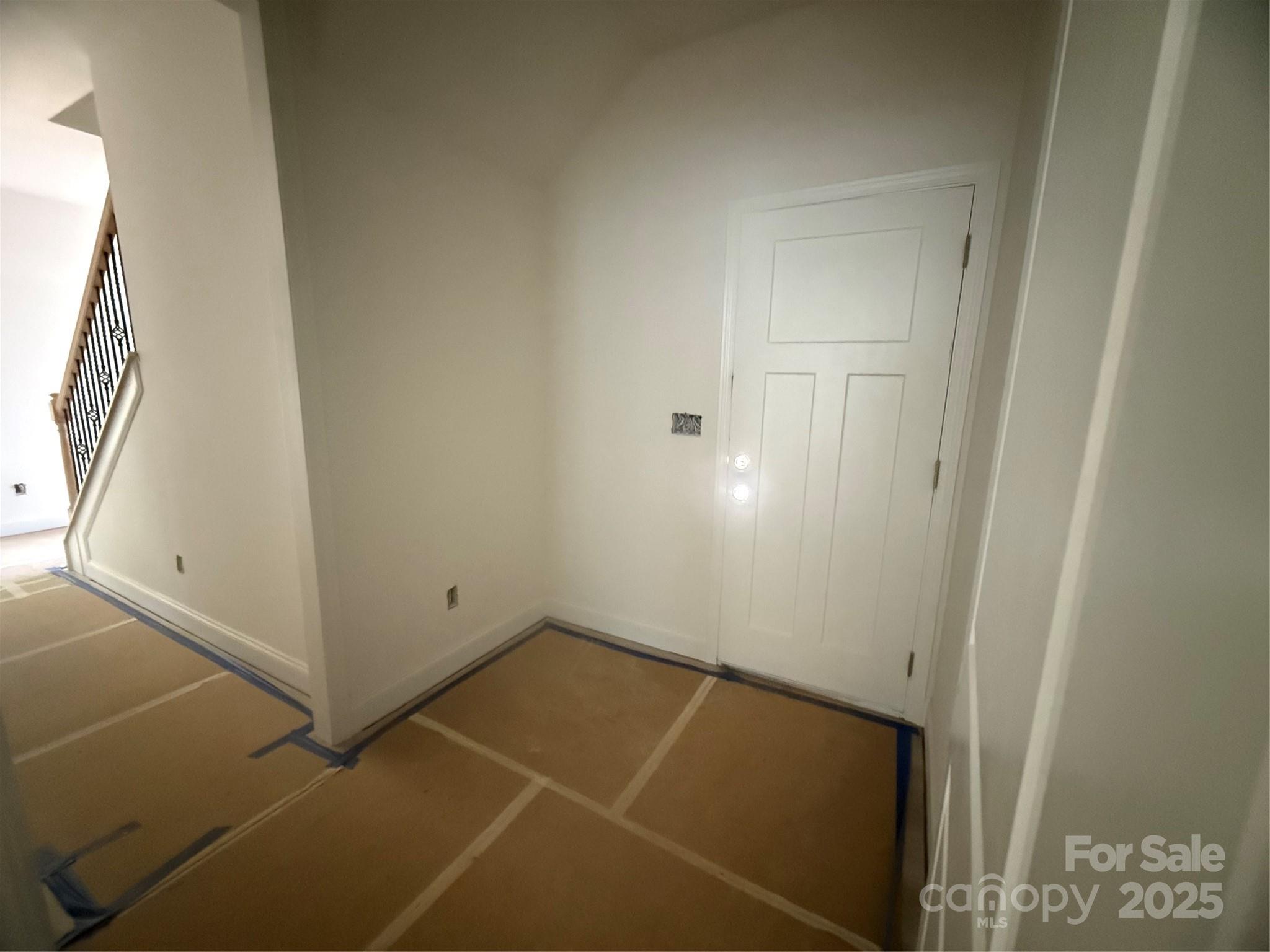 3953 Port Richmond Avenue 16 Property Photo 16