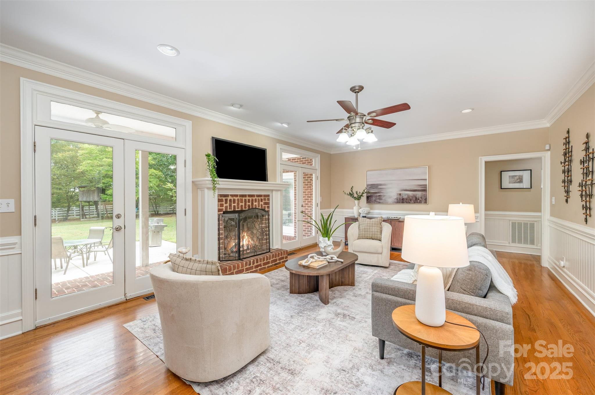 406 Duck Creek Lane Property Photo 12