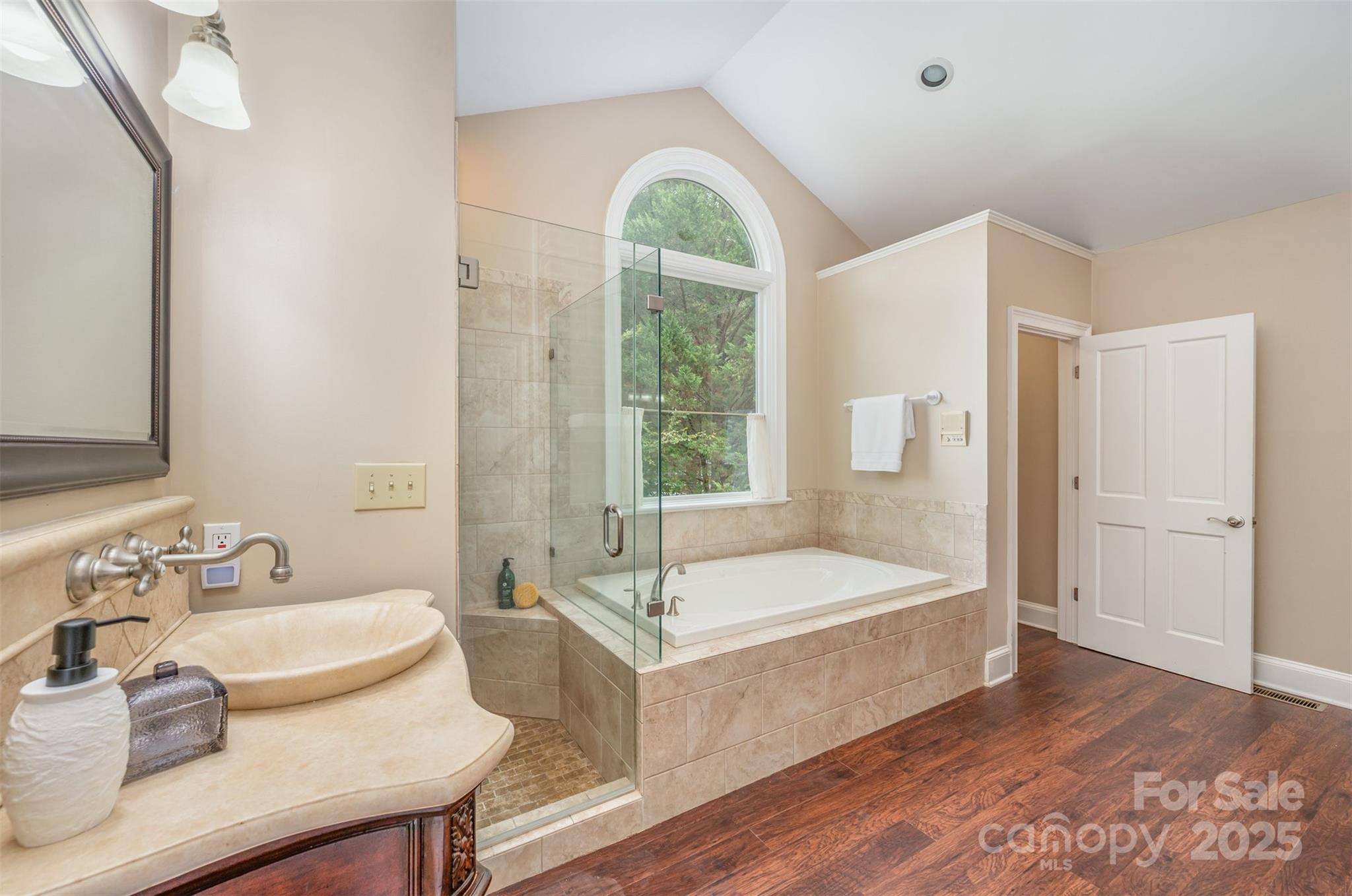 406 Duck Creek Lane Property Photo 19