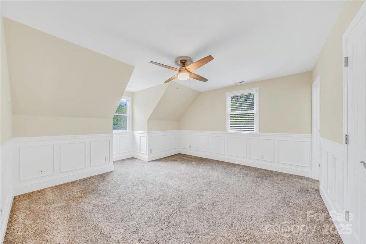 406 Duck Creek Lane Property Photo 24