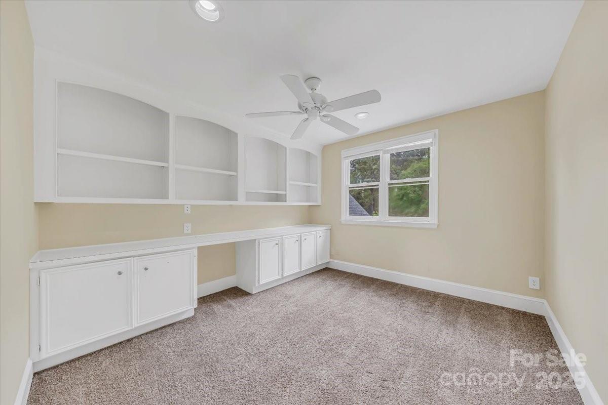 406 Duck Creek Lane Property Photo 25