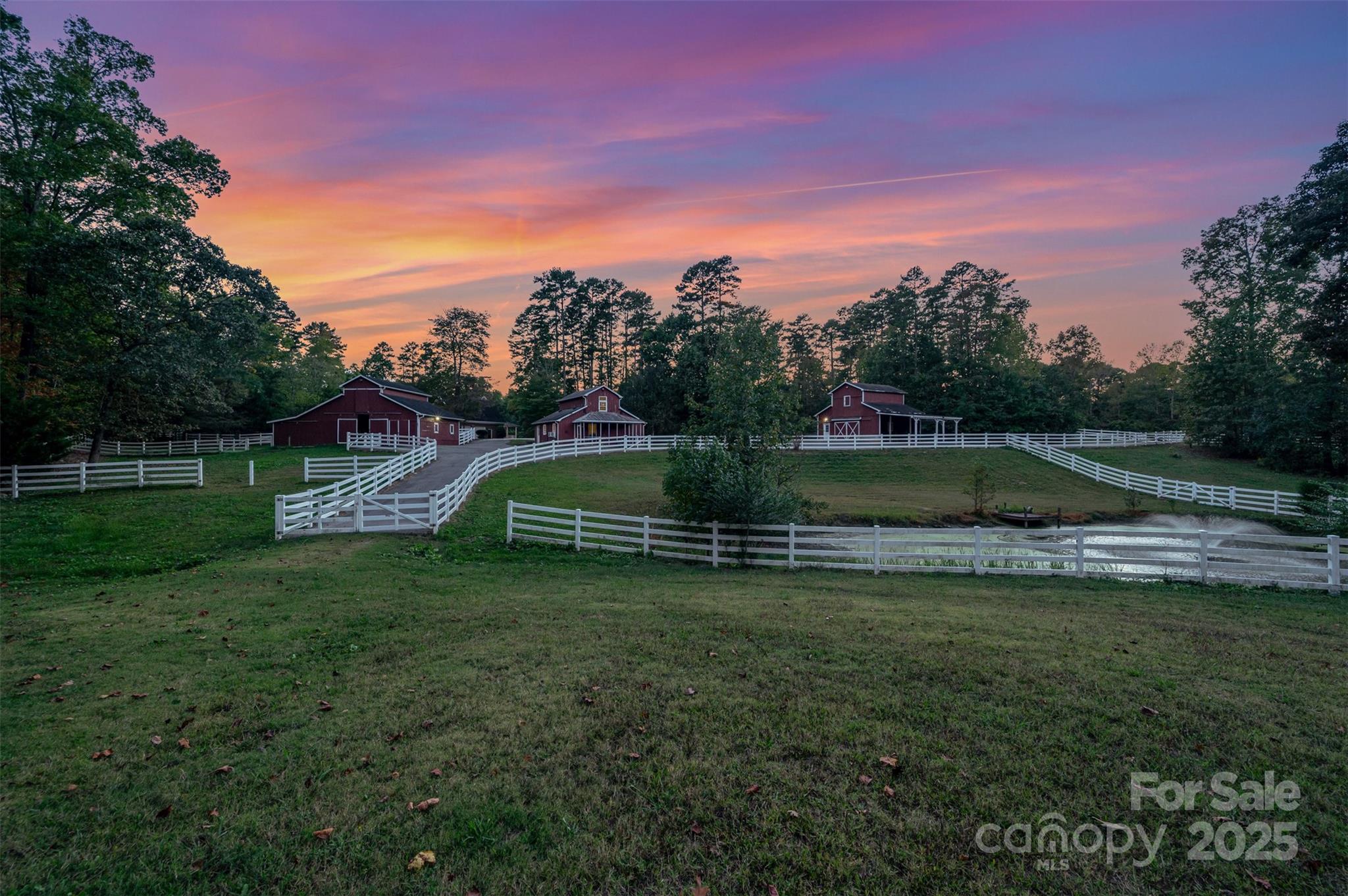 406 Duck Creek Lane Property Photo 36