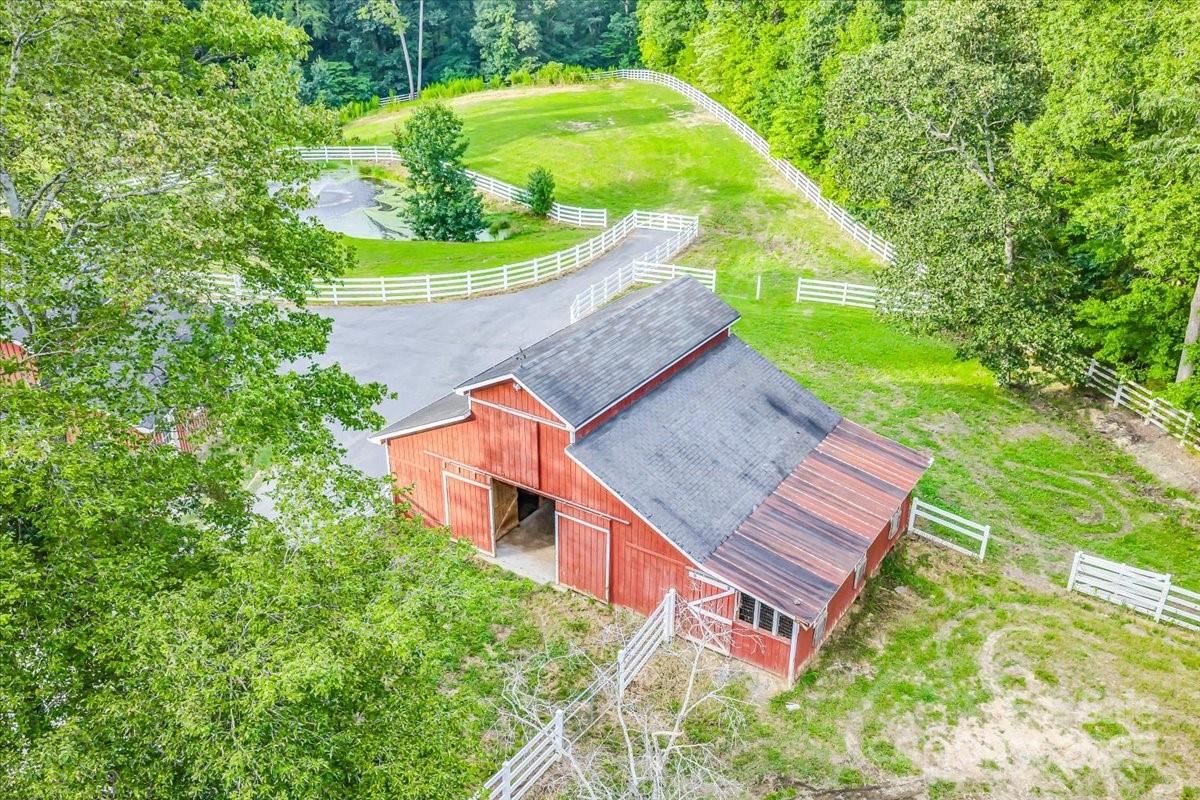 406 Duck Creek Lane Property Photo 38