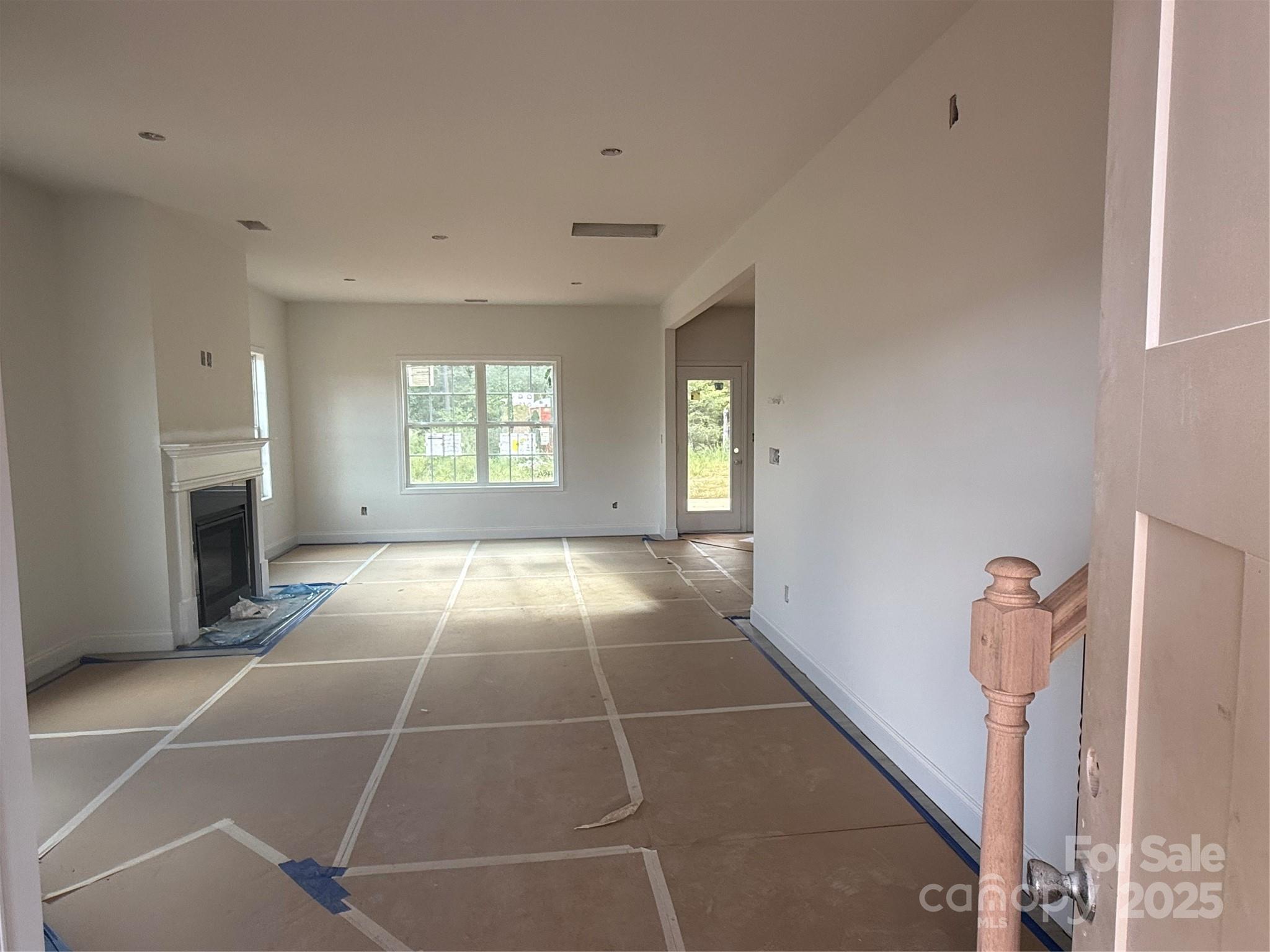 3945 Port Richmond Avenue 18 Property Photo 5