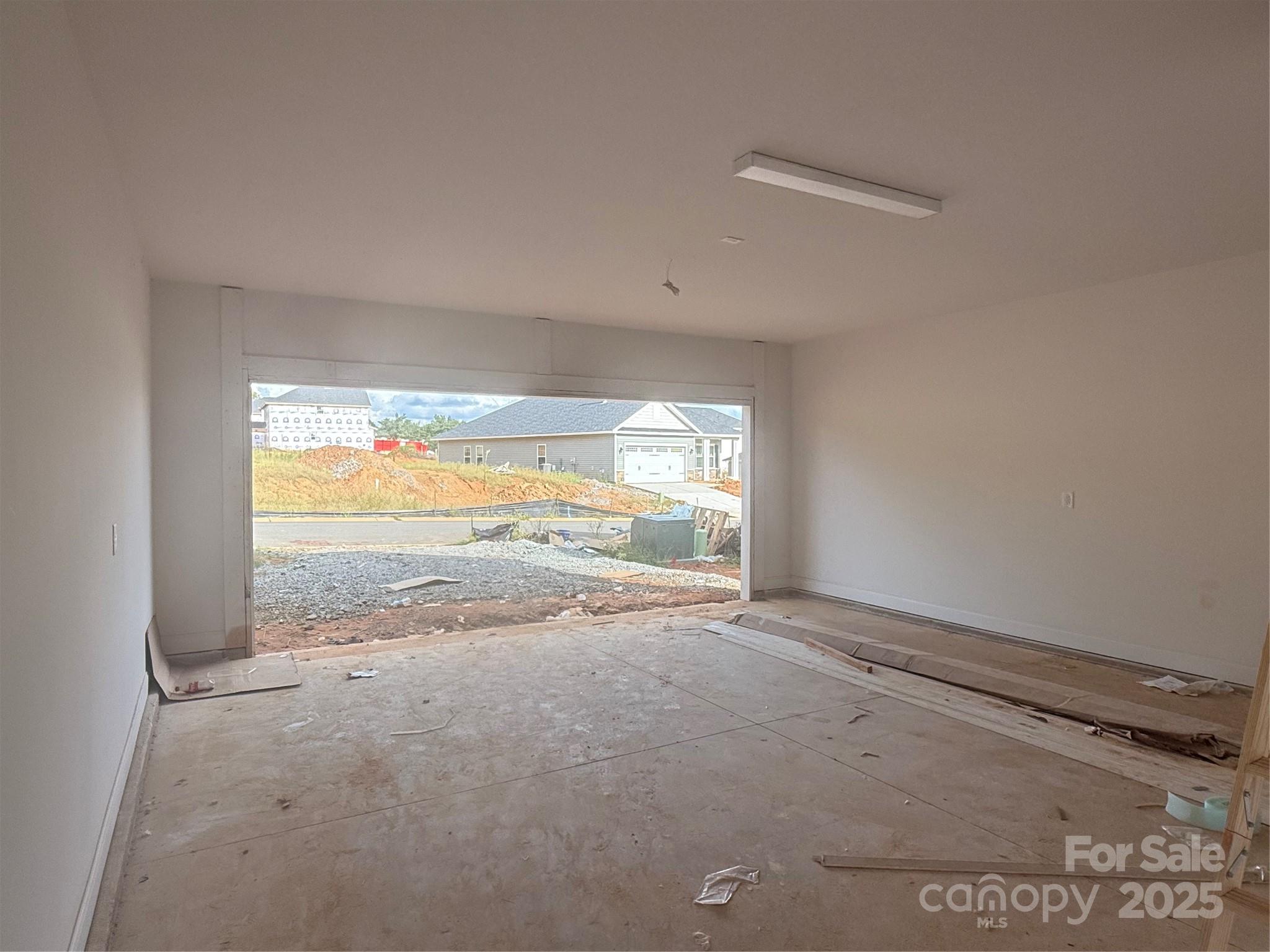 3945 Port Richmond Avenue 18 Property Photo 14