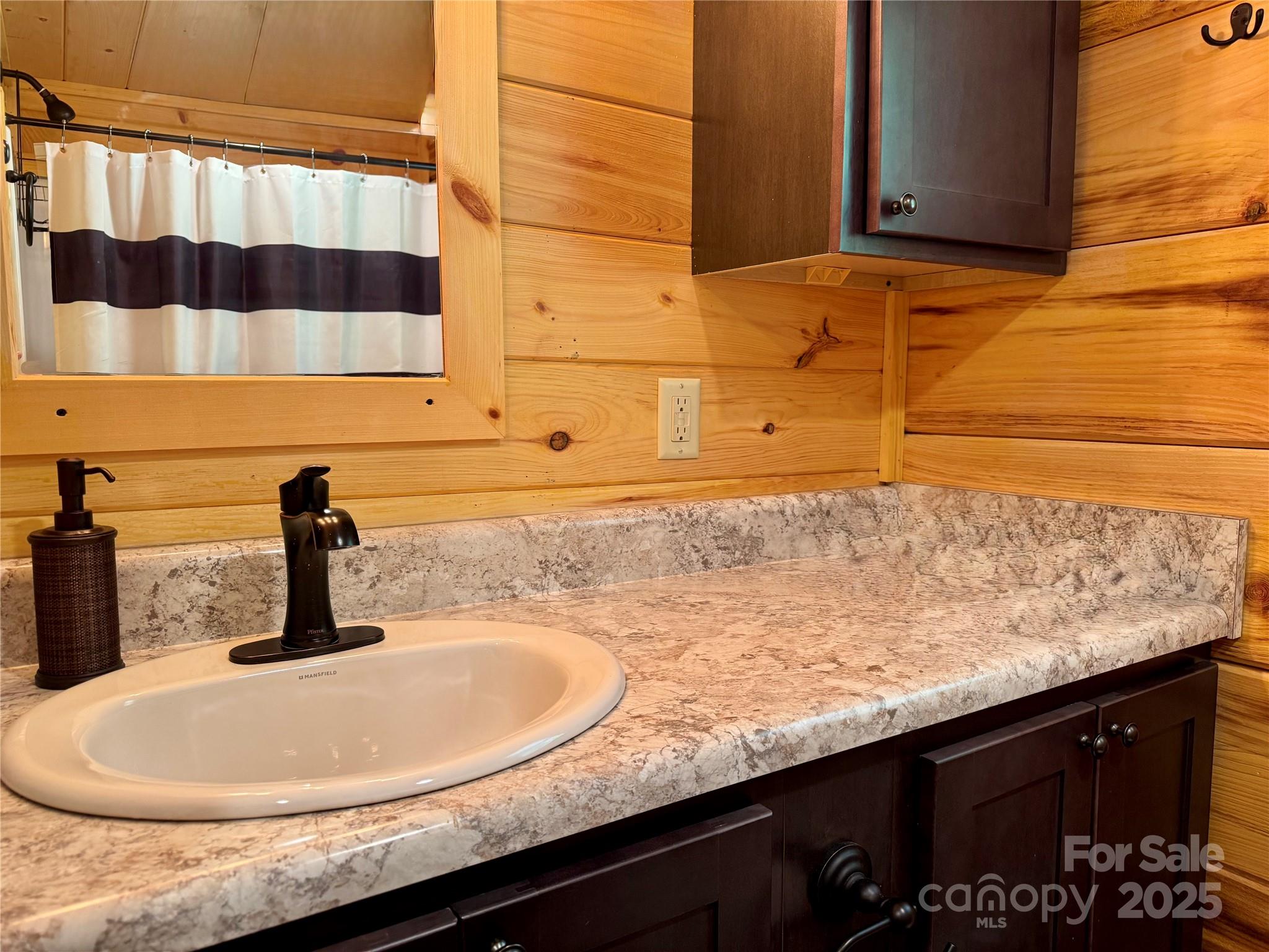 231 Wandering Bear Way Property Photo 26