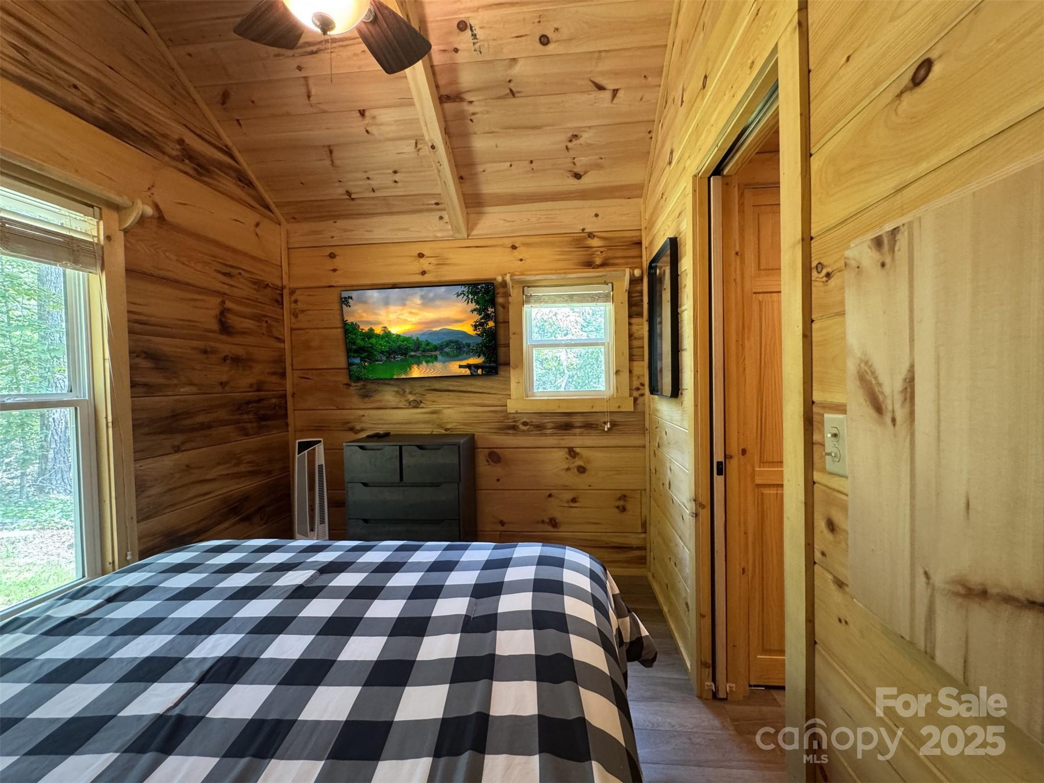 231 Wandering Bear Way Property Photo 30