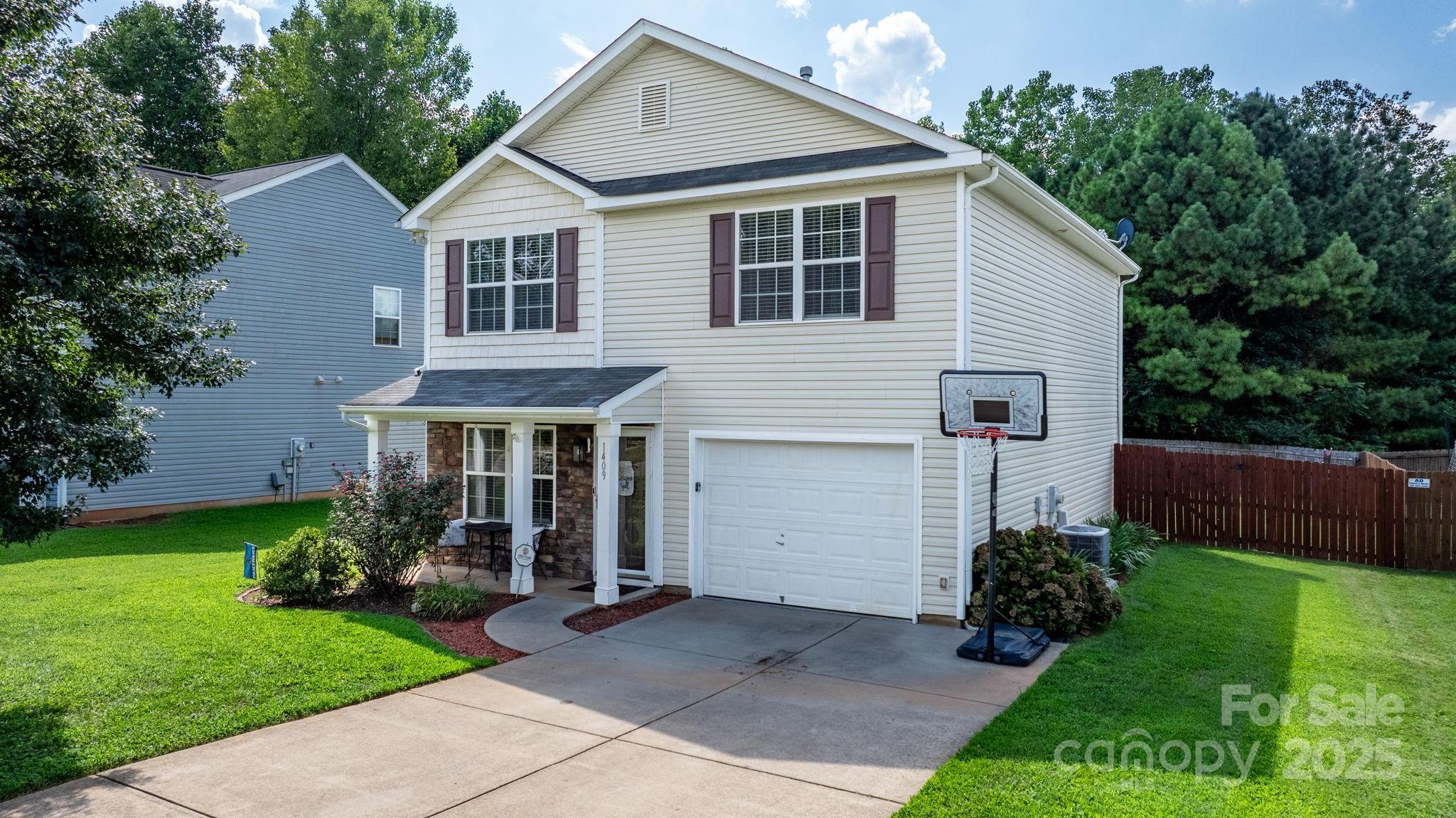 1409 River Run Road Property Photo 2