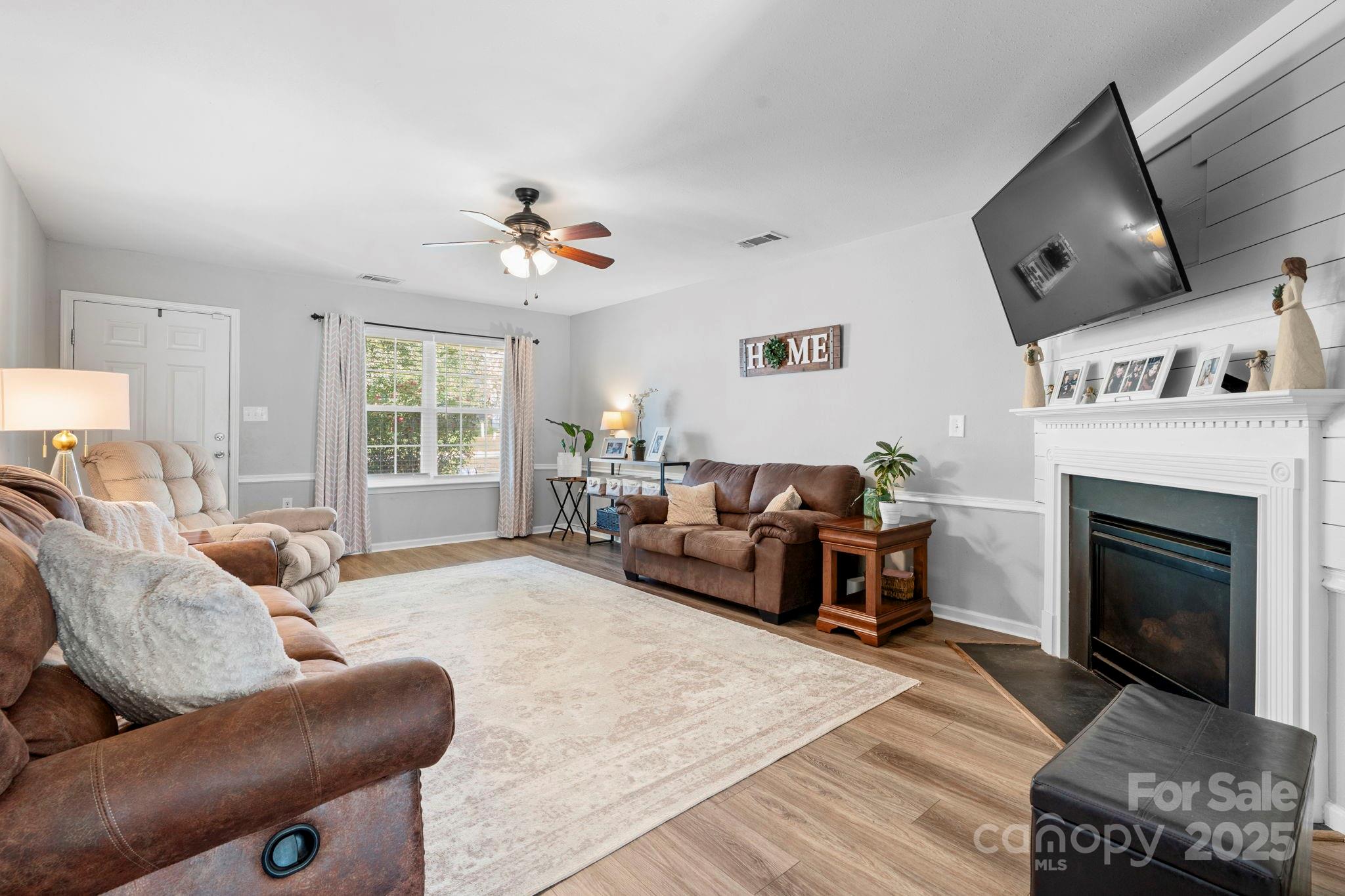 1409 River Run Road Property Photo 7