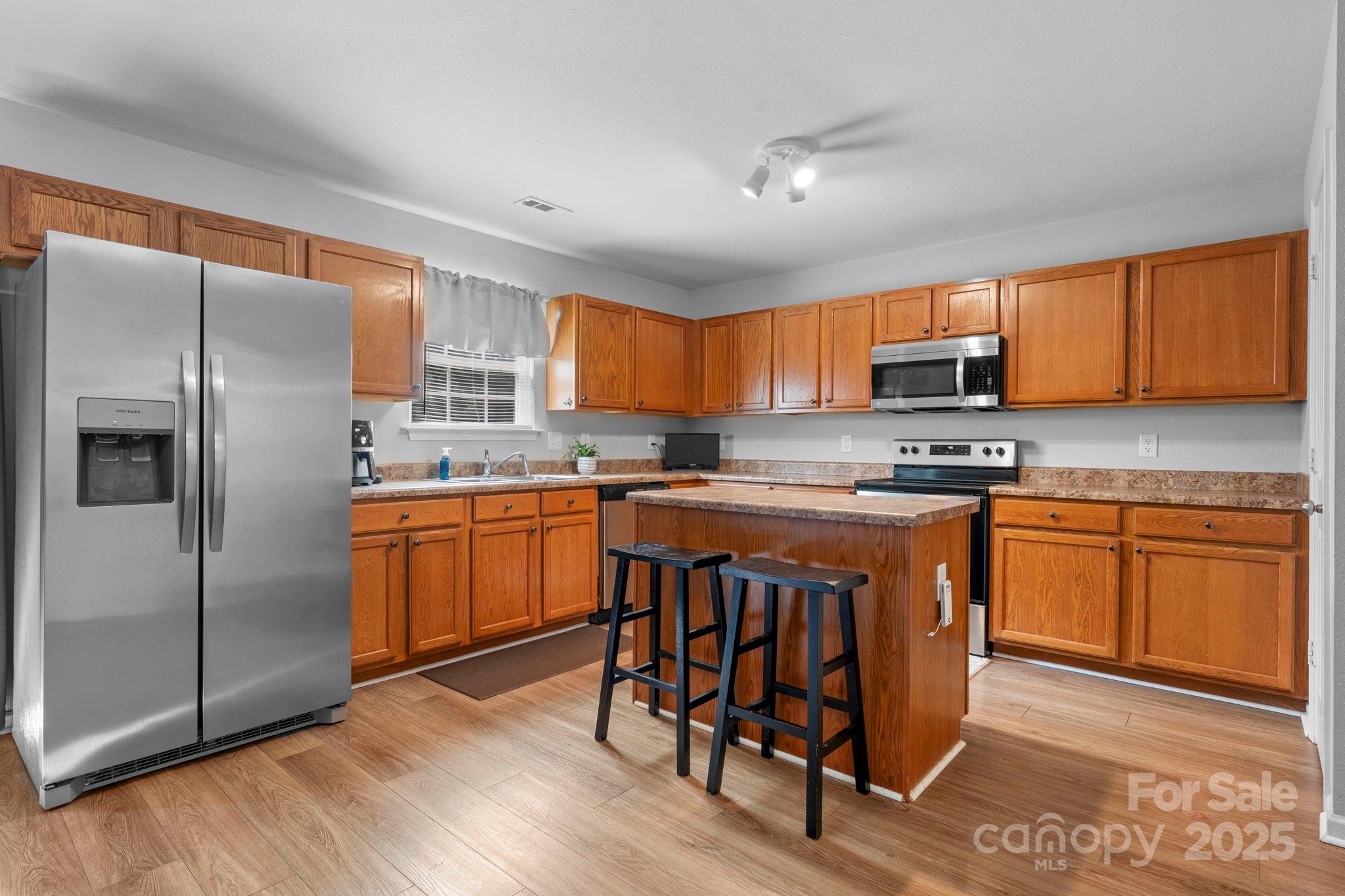 1409 River Run Road Property Photo 10