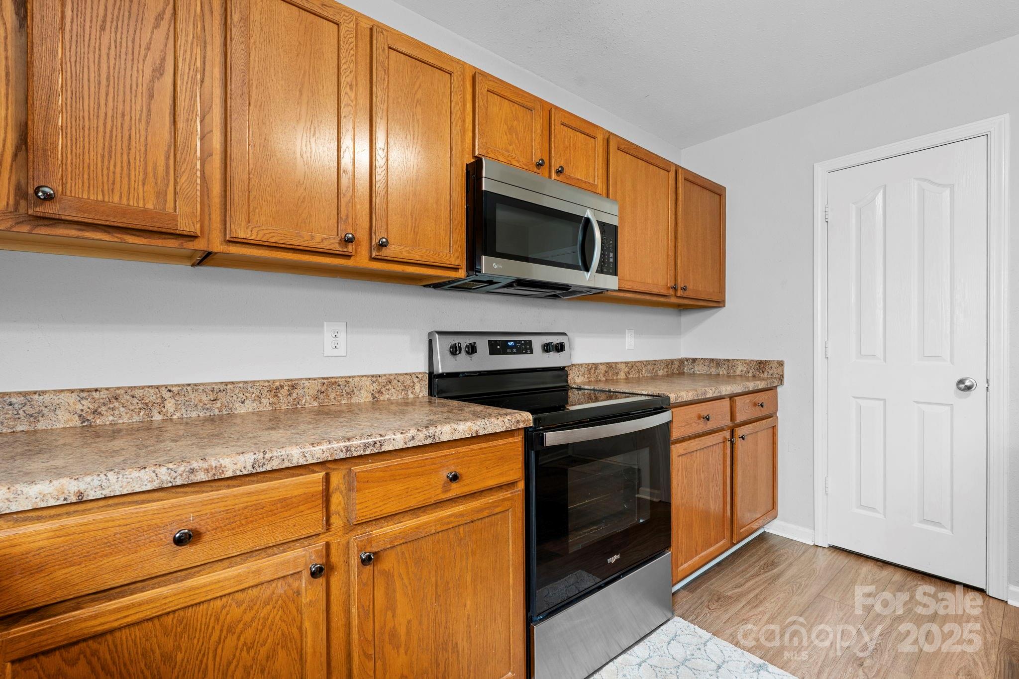 1409 River Run Road Property Photo 12