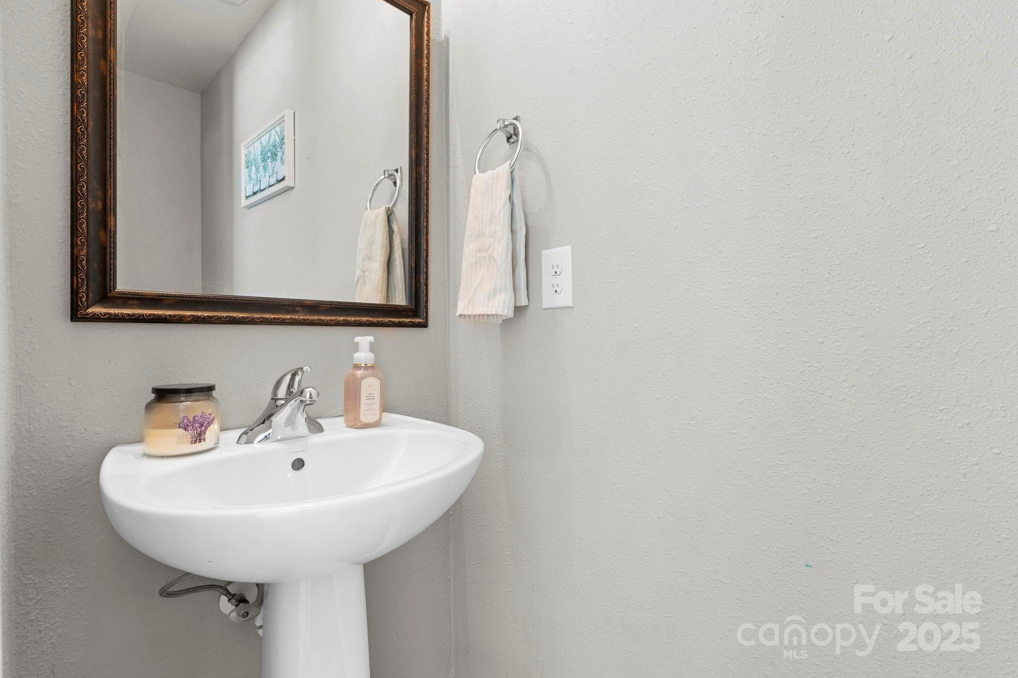 1409 River Run Road Property Photo 14