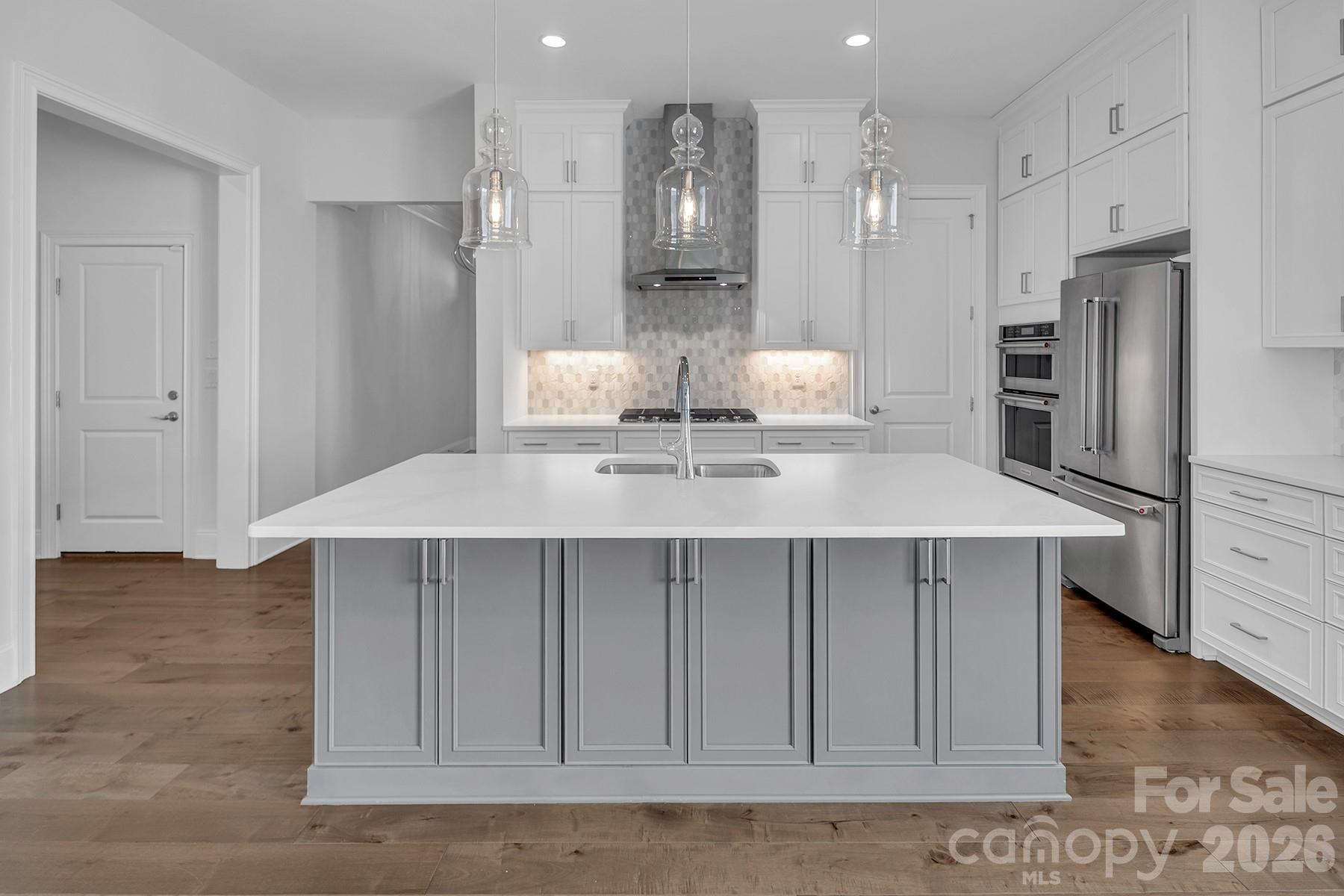 14008 Little Spring Court Property Photo 12