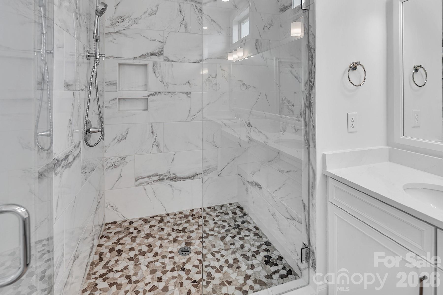 14008 Little Spring Court Property Photo 29