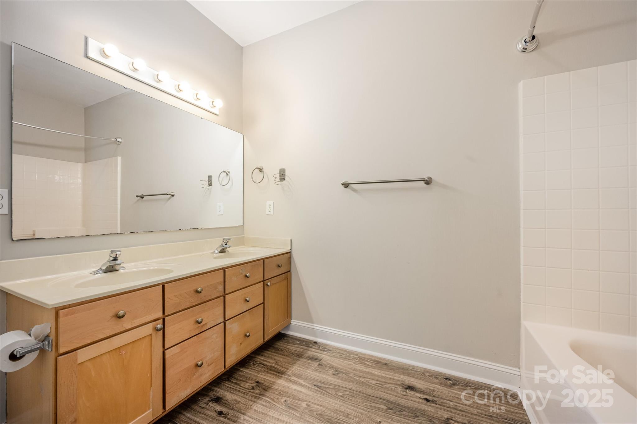 21252 Hickory Street Property Photo 11
