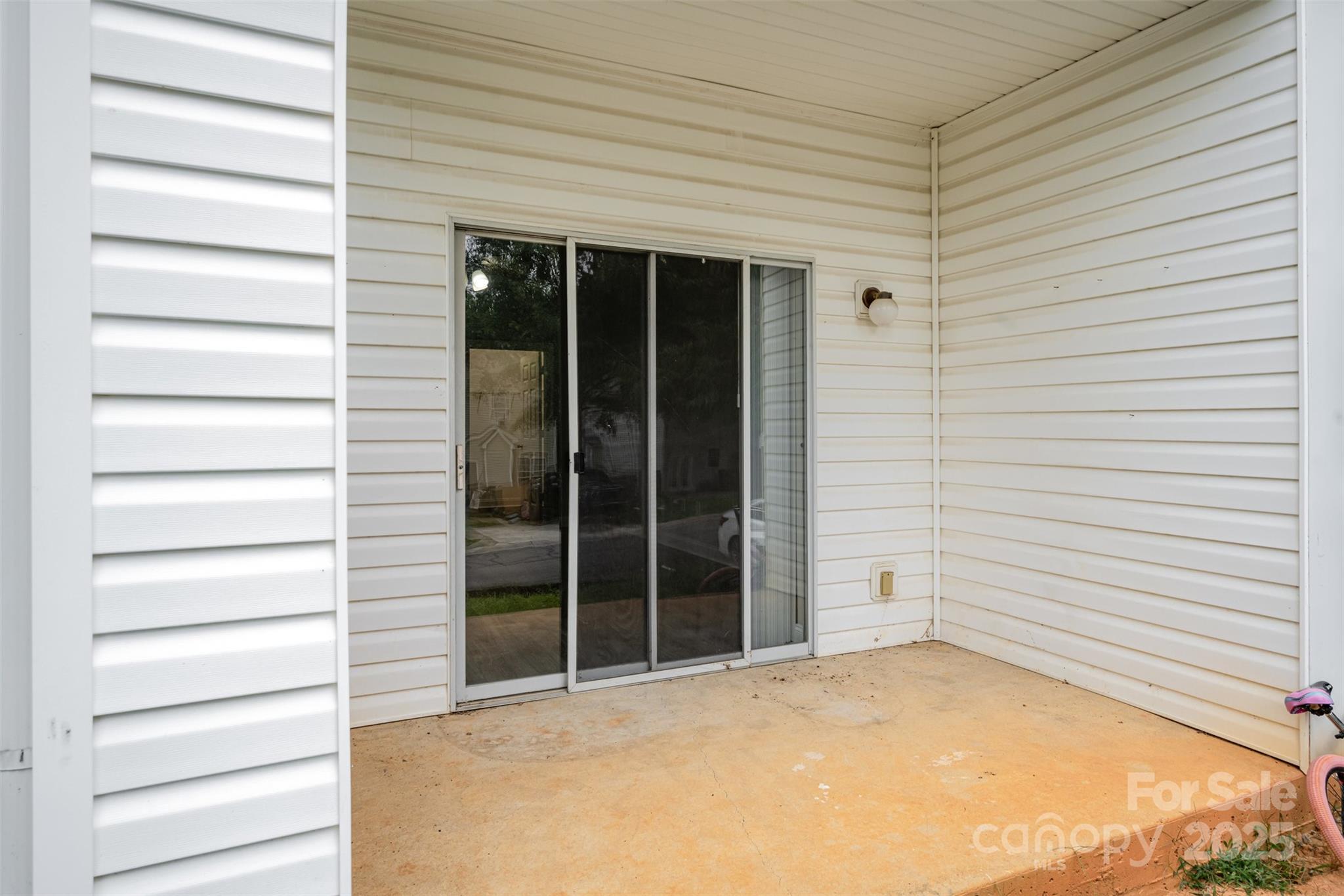21252 Hickory Street Property Photo 15