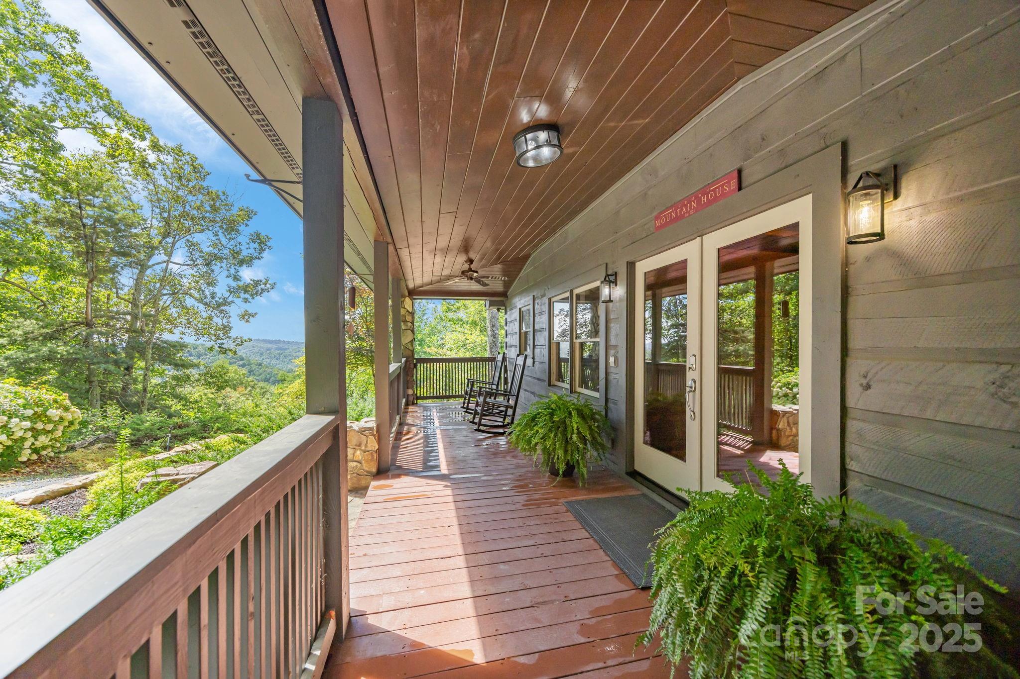 670 Barber Road Property Photo 5