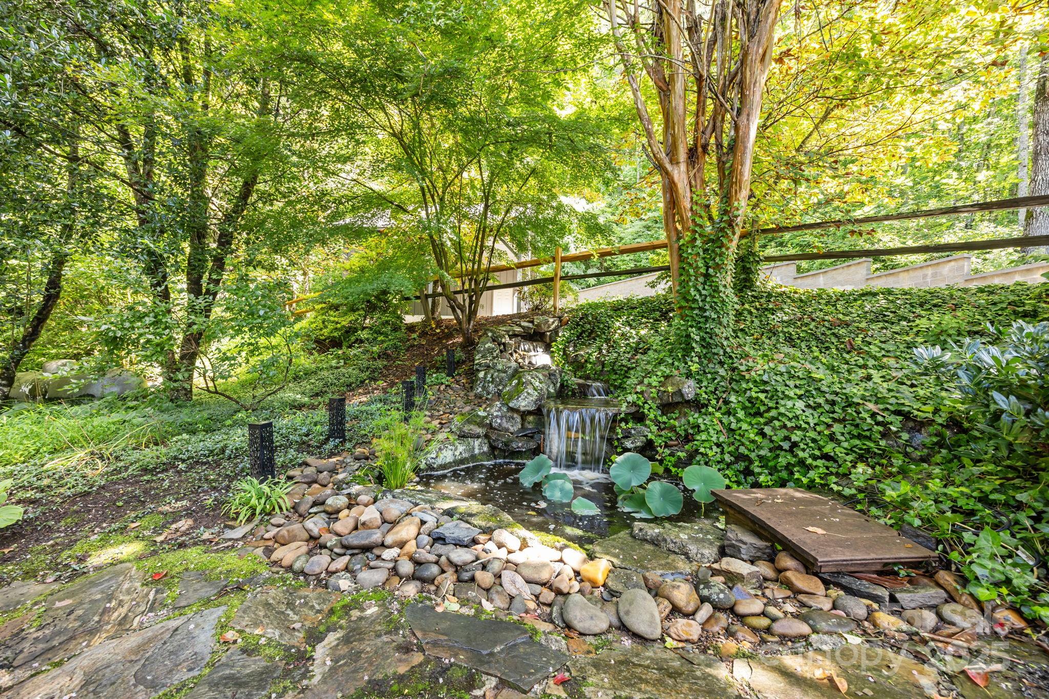 670 Barber Road Property Photo 7