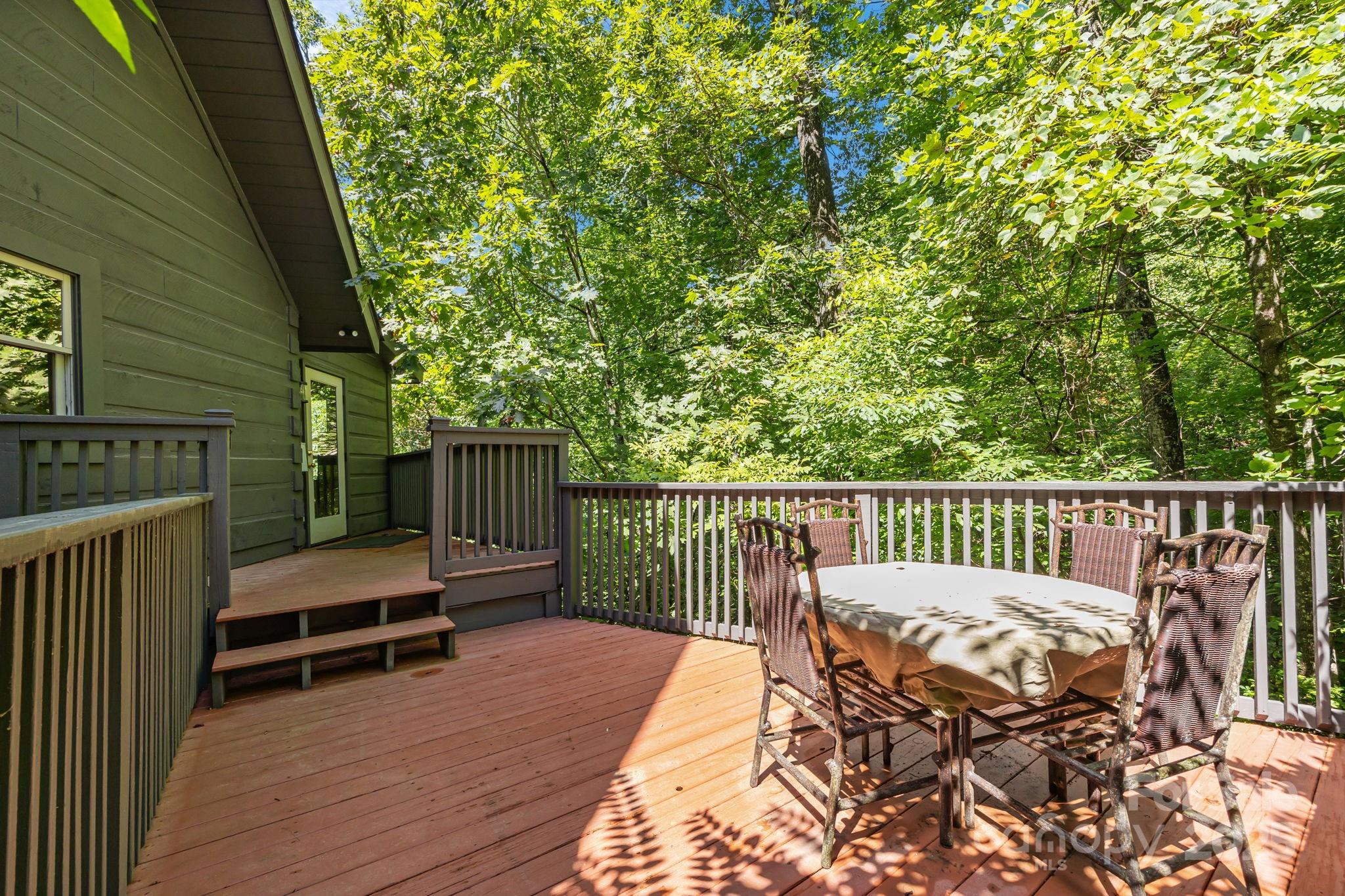 670 Barber Road Property Photo 12