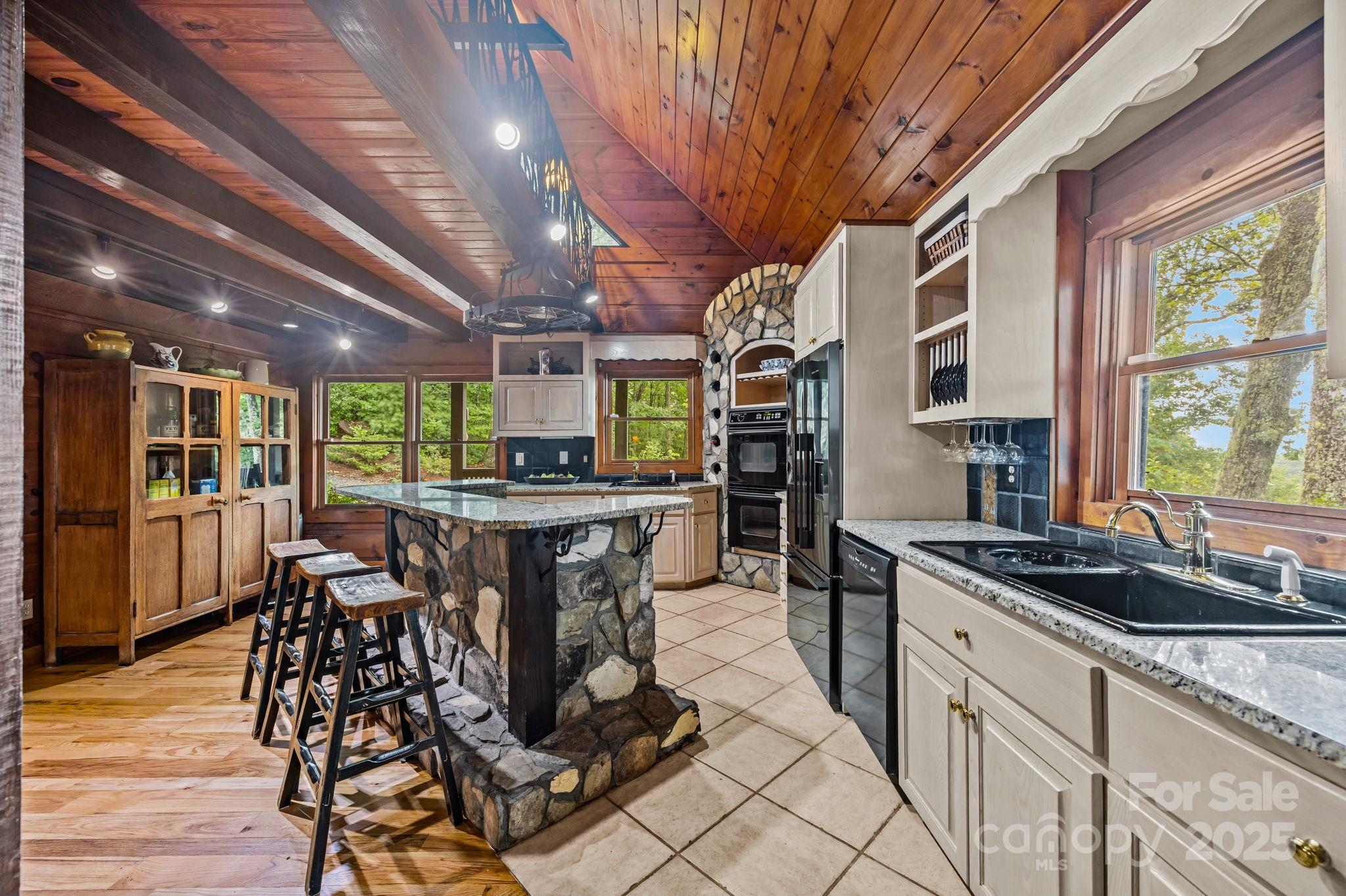 670 Barber Road Property Photo 23