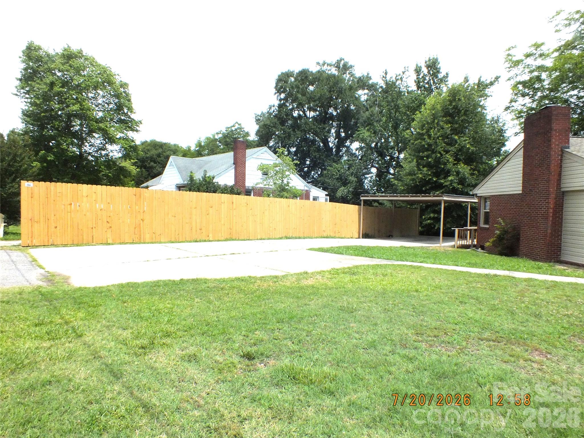 414 Springs Street Property Photo 2