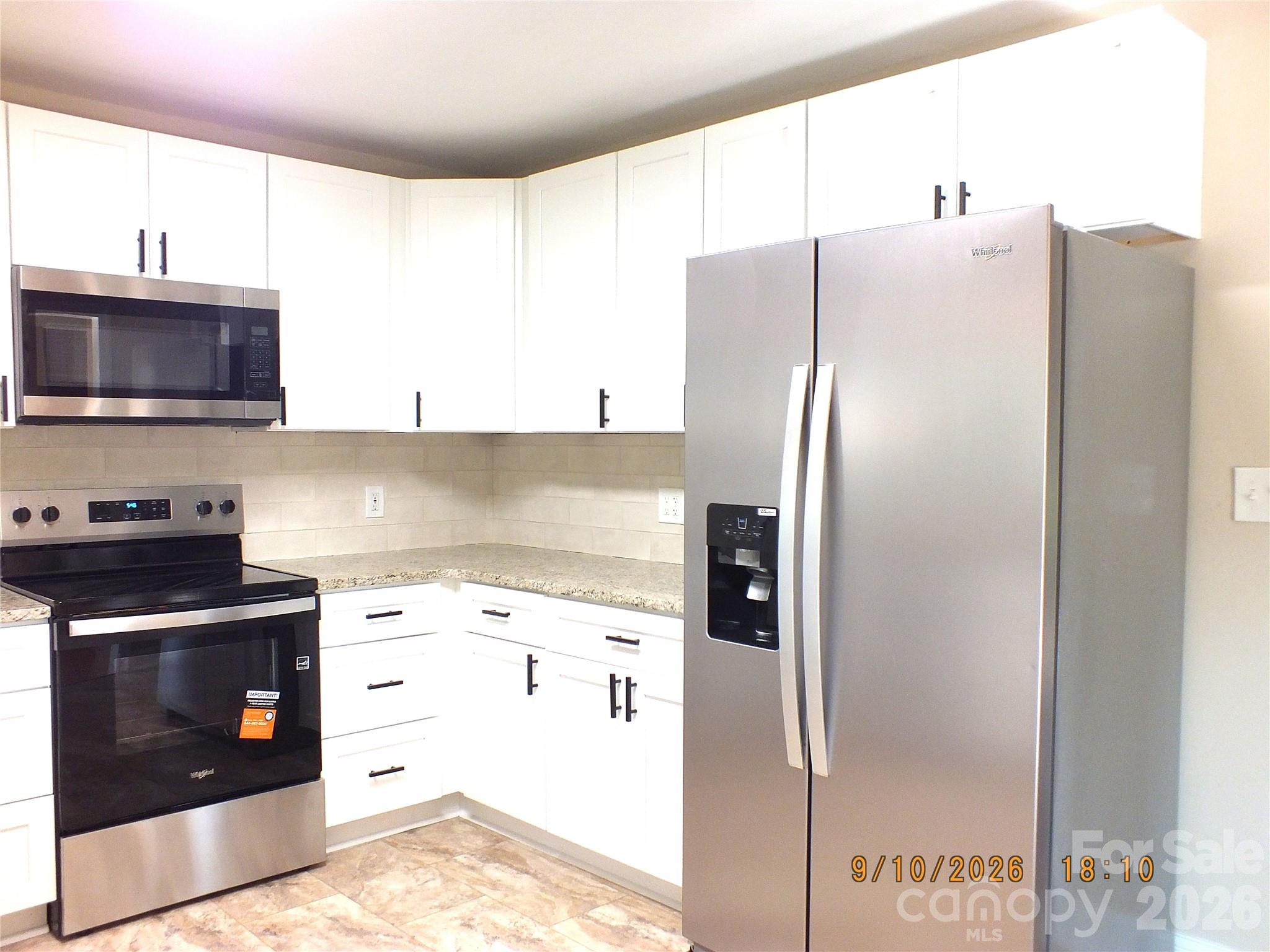 414 Springs Street Property Photo 3