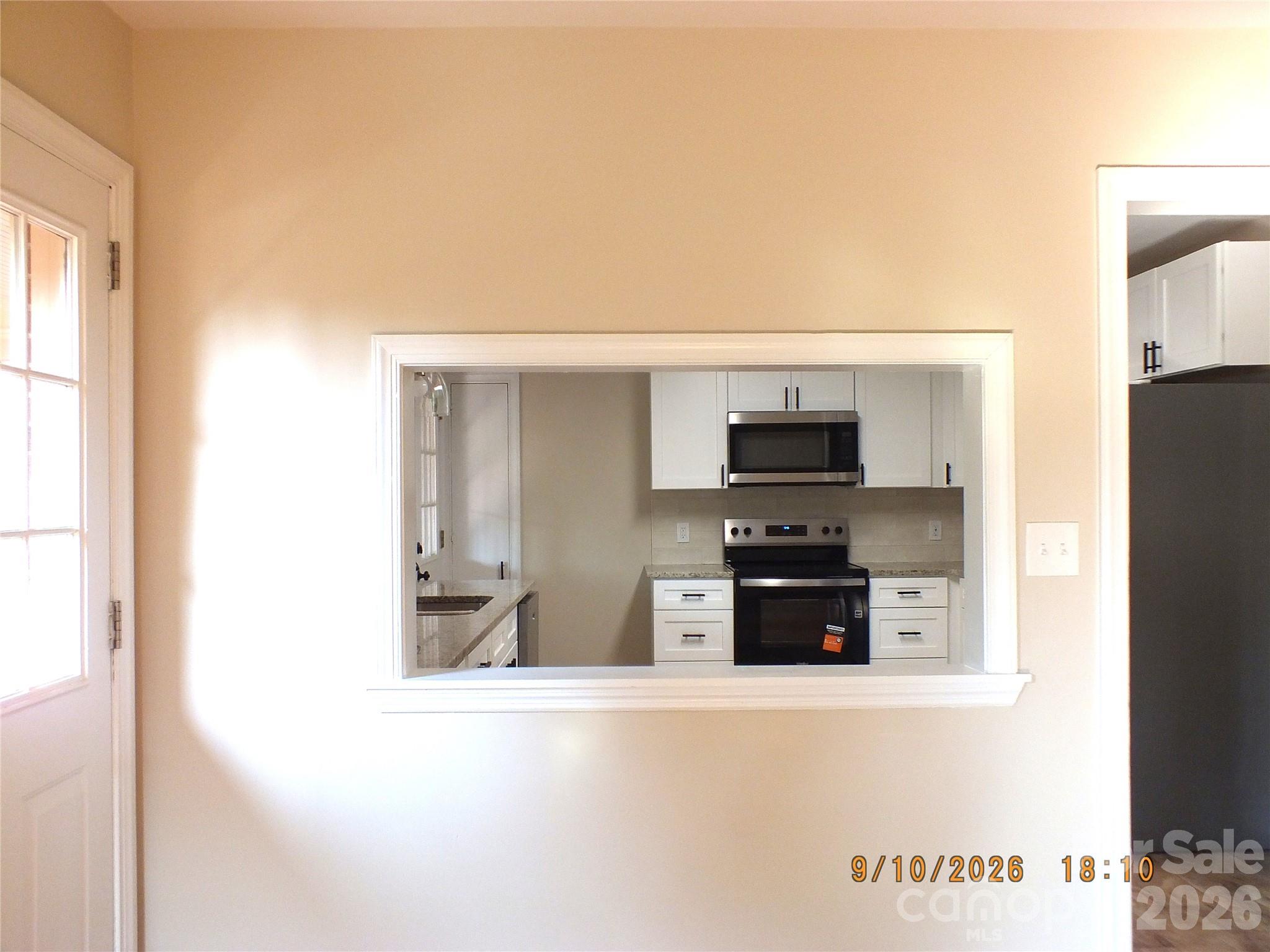 414 Springs Street Property Photo 6