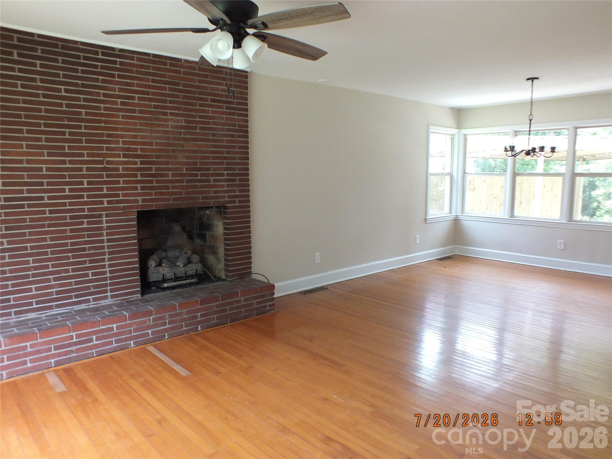 414 Springs Street Property Photo 8
