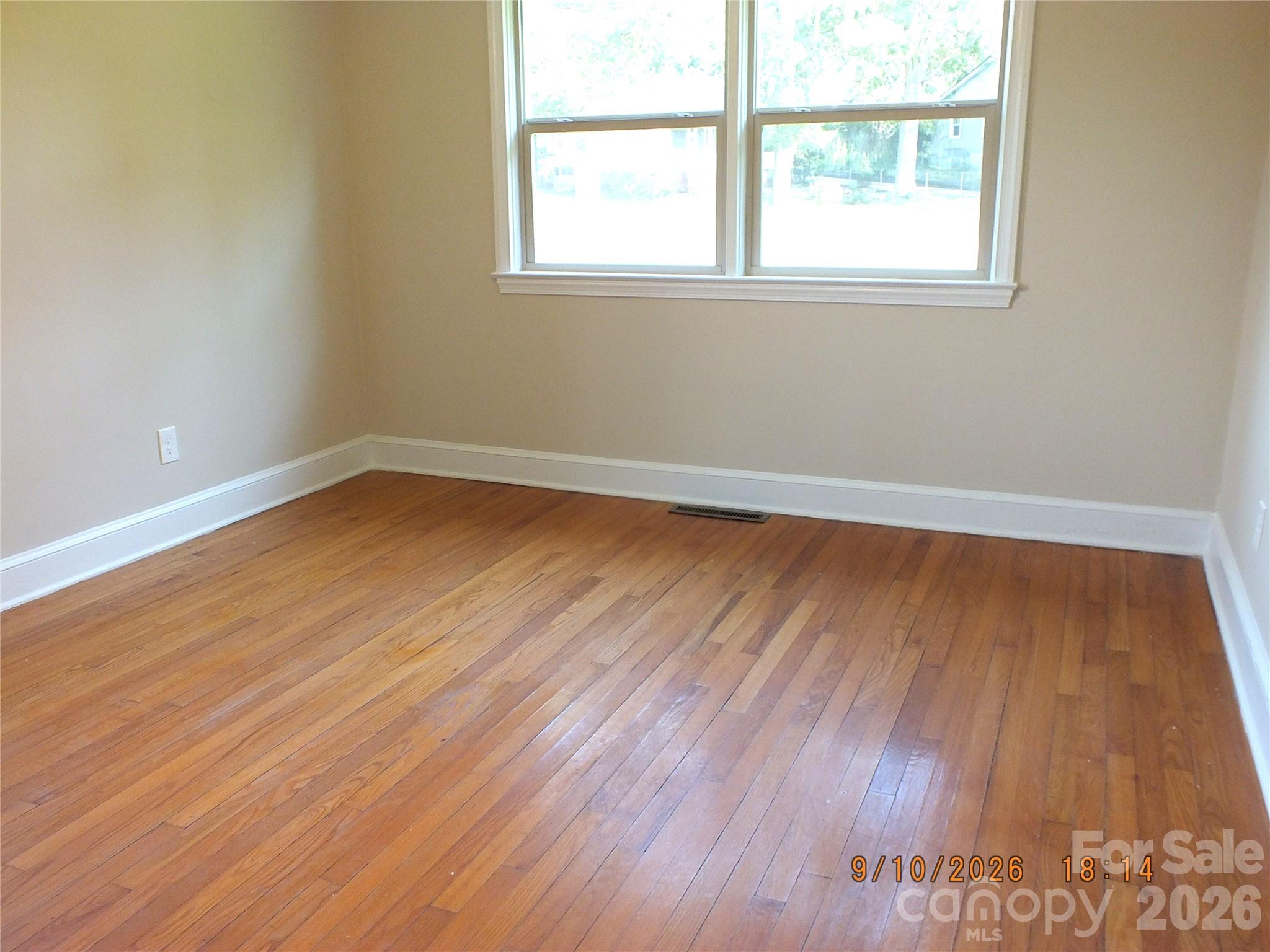 414 Springs Street Property Photo 17