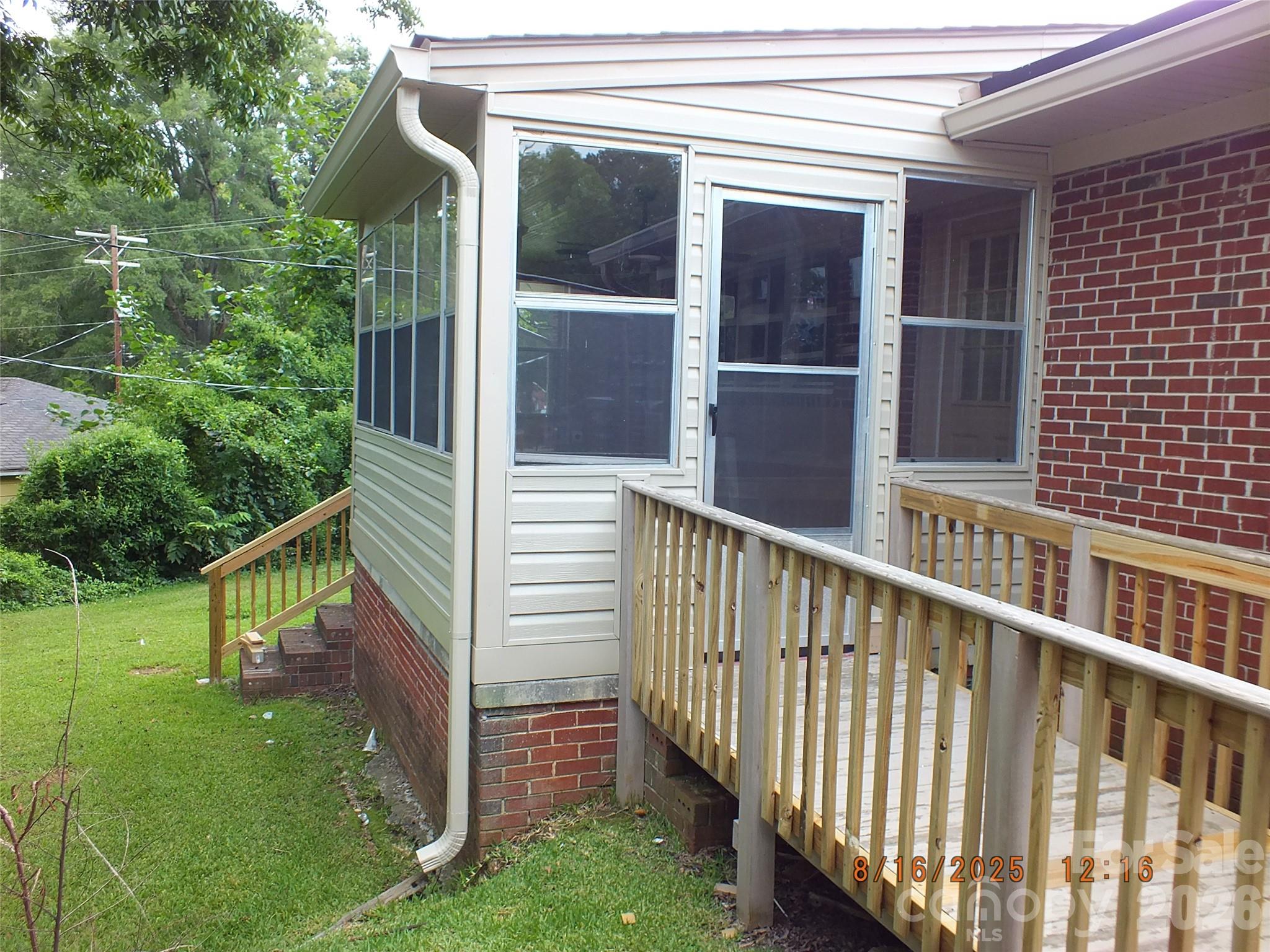 414 Springs Street Property Photo 21