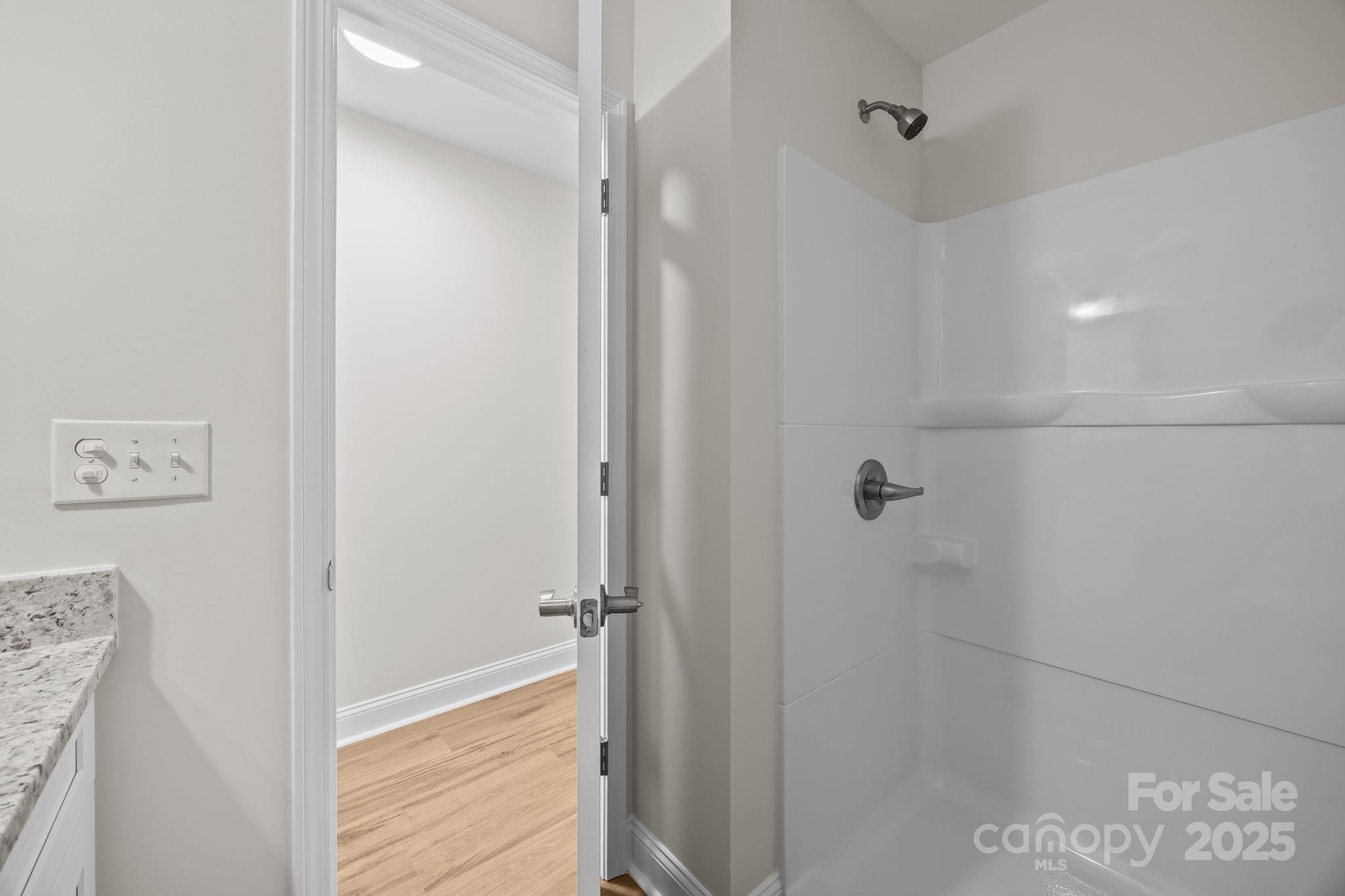 1280 N Shaver Street Property Photo 21