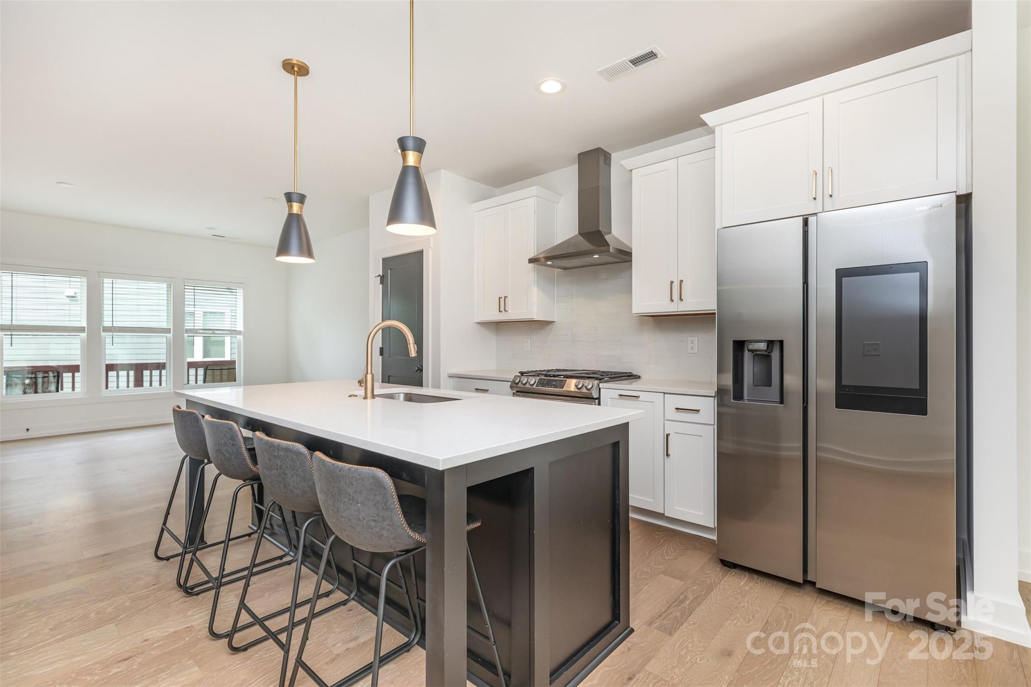 1500 Effingham Road Property Photo 11