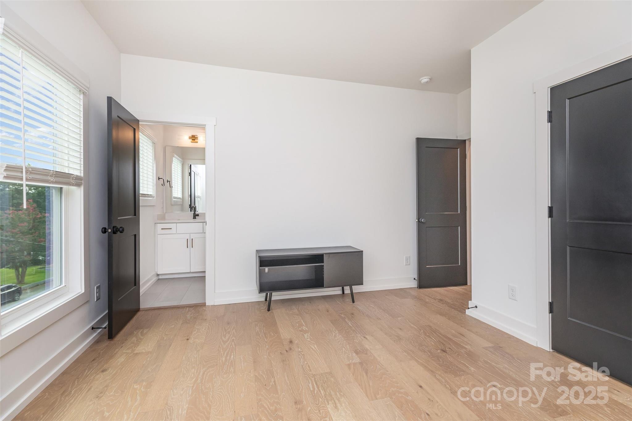 1500 Effingham Road Property Photo 15