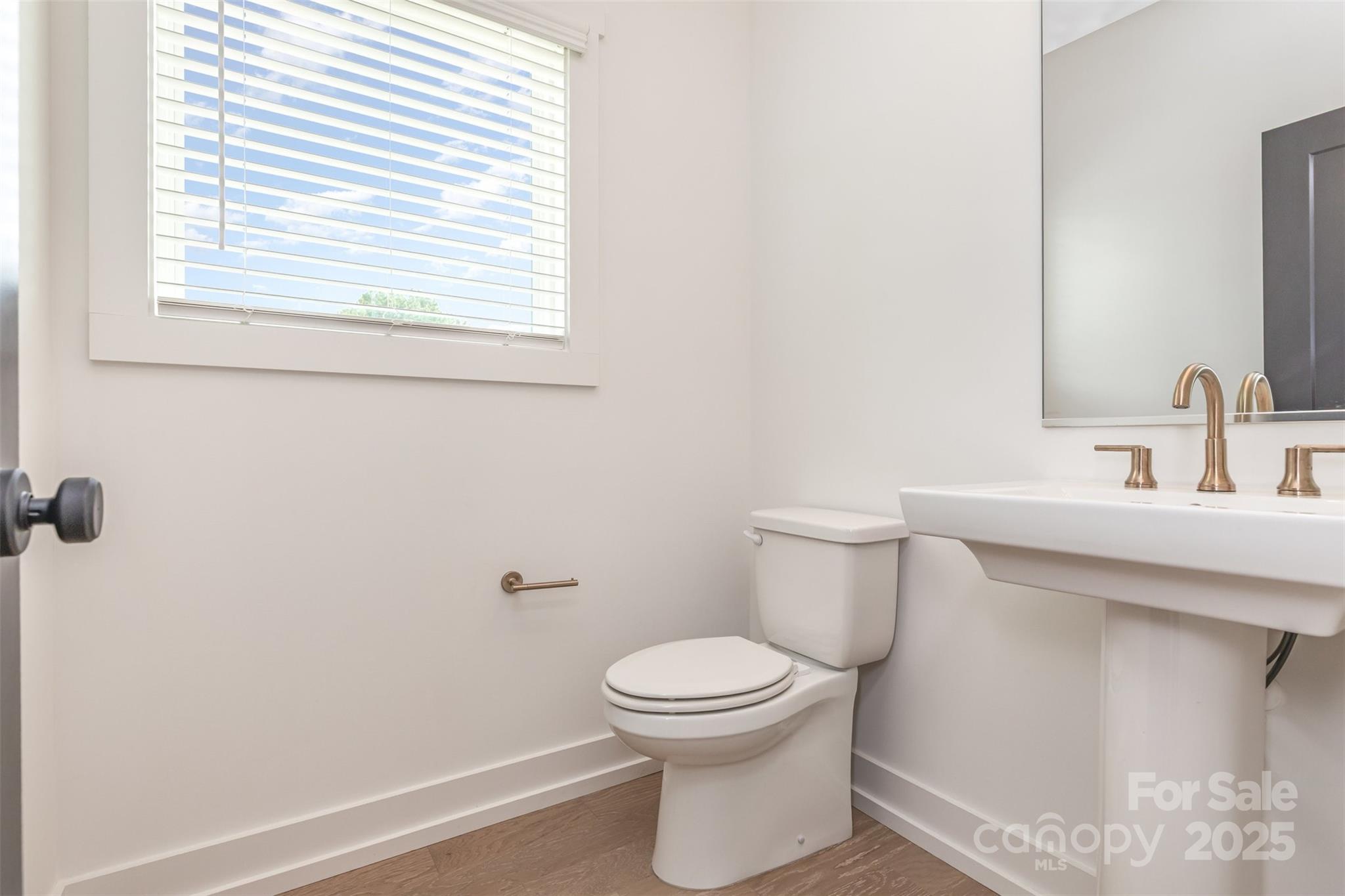 1500 Effingham Road Property Photo 22