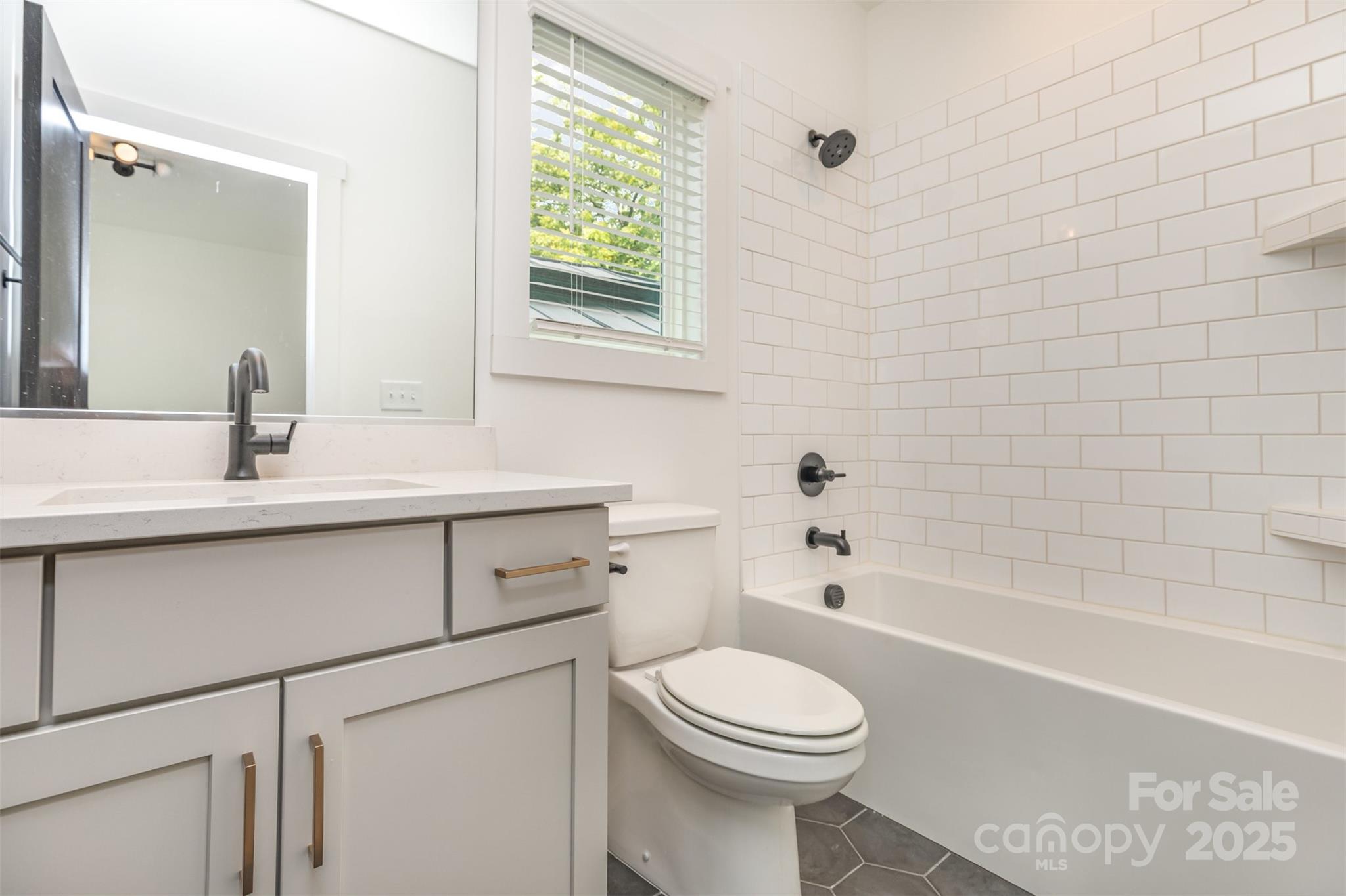 1500 Effingham Road Property Photo 25