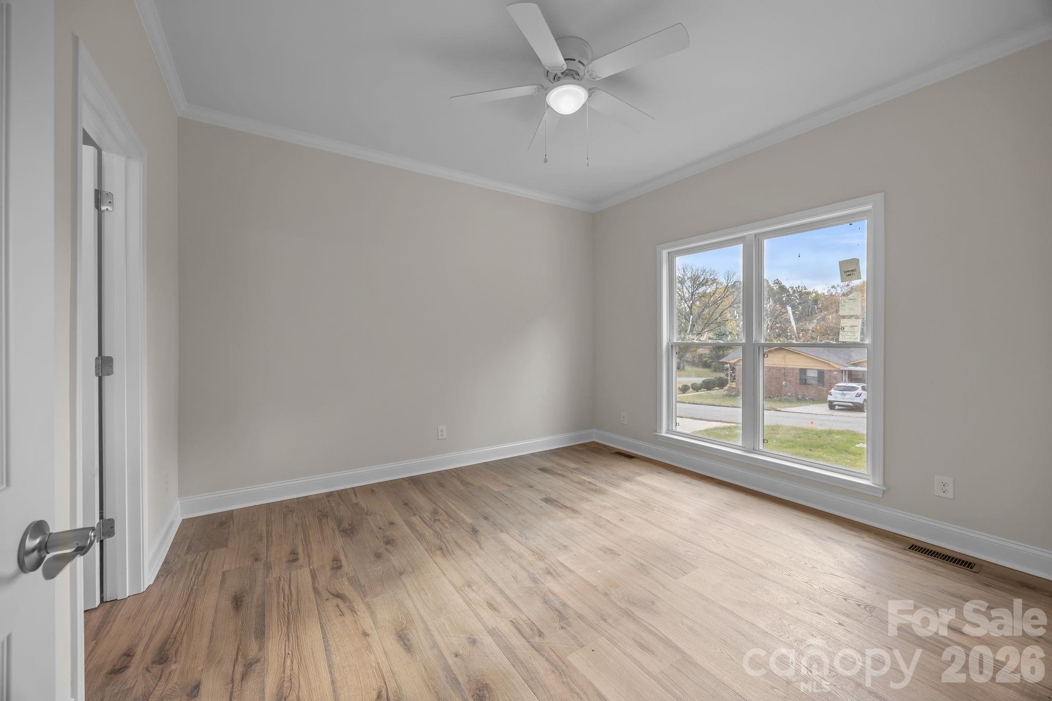 1270 N Shaver Street Property Photo 20